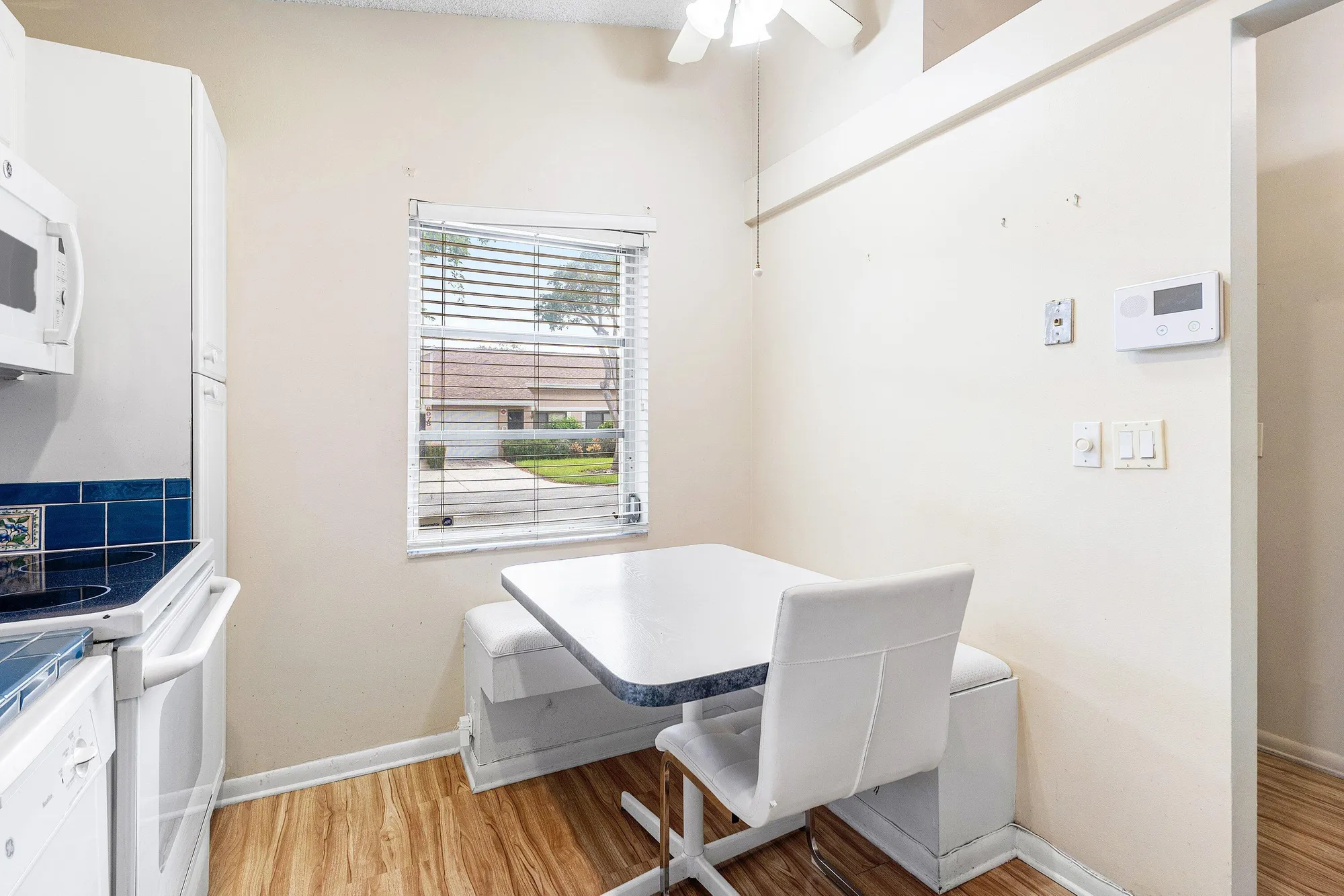 Property Slideshow image 6 of 35 | 8077 springtree rd d, Boca Raton, FL, 33496