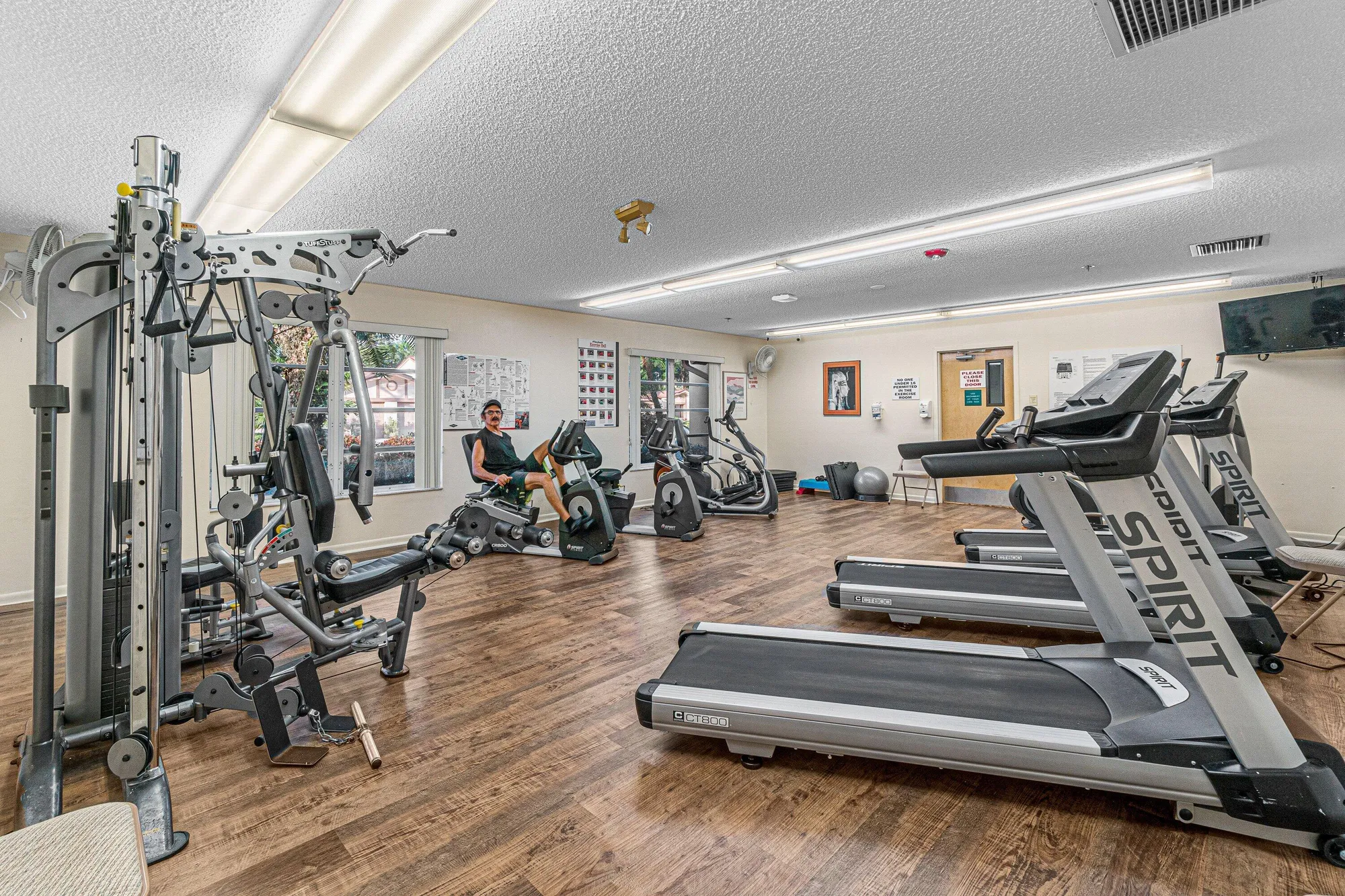 Property Slideshow image 30 of 35 | 8077 springtree rd d, Boca Raton, FL, 33496