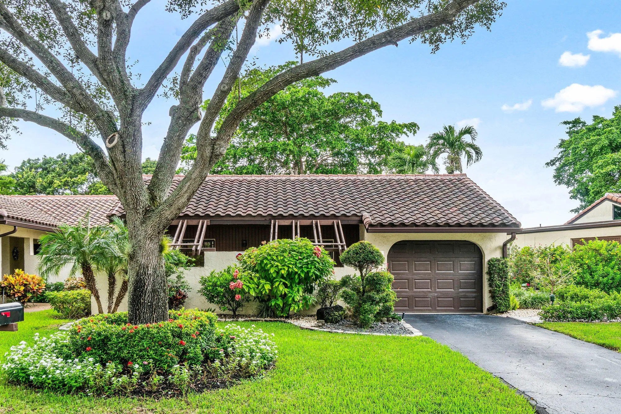 Property Slideshow image 1 of 46 | 21693 arriba real # 24-b, Boca Raton, FL, 33433