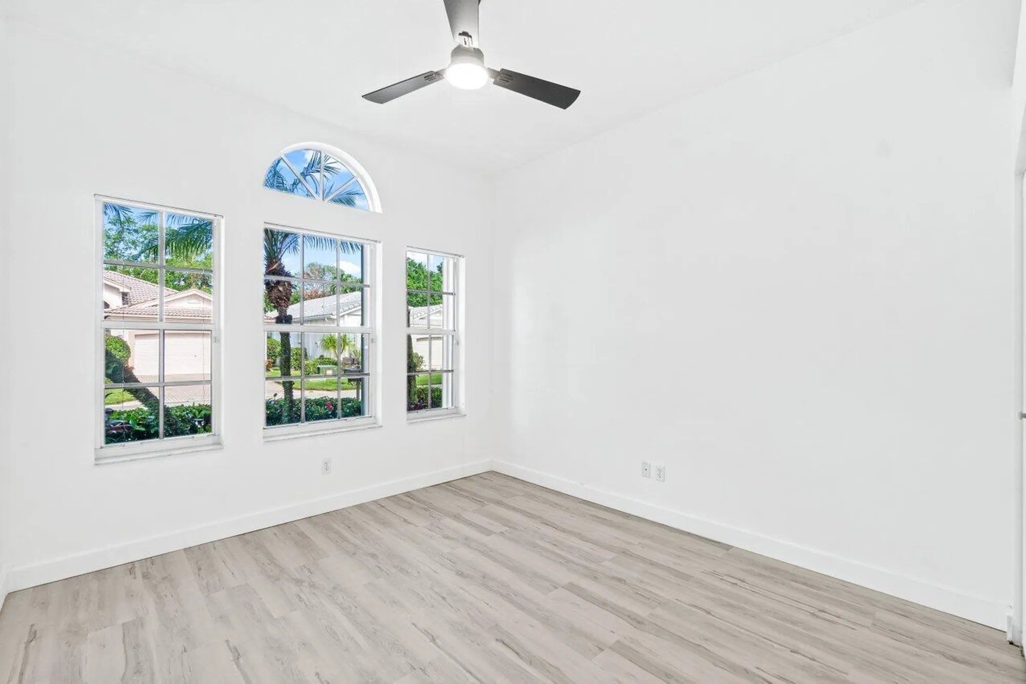 Property Slideshow image 23 of 63 | 11900 mataro ave, Boynton Beach, FL, 33437
