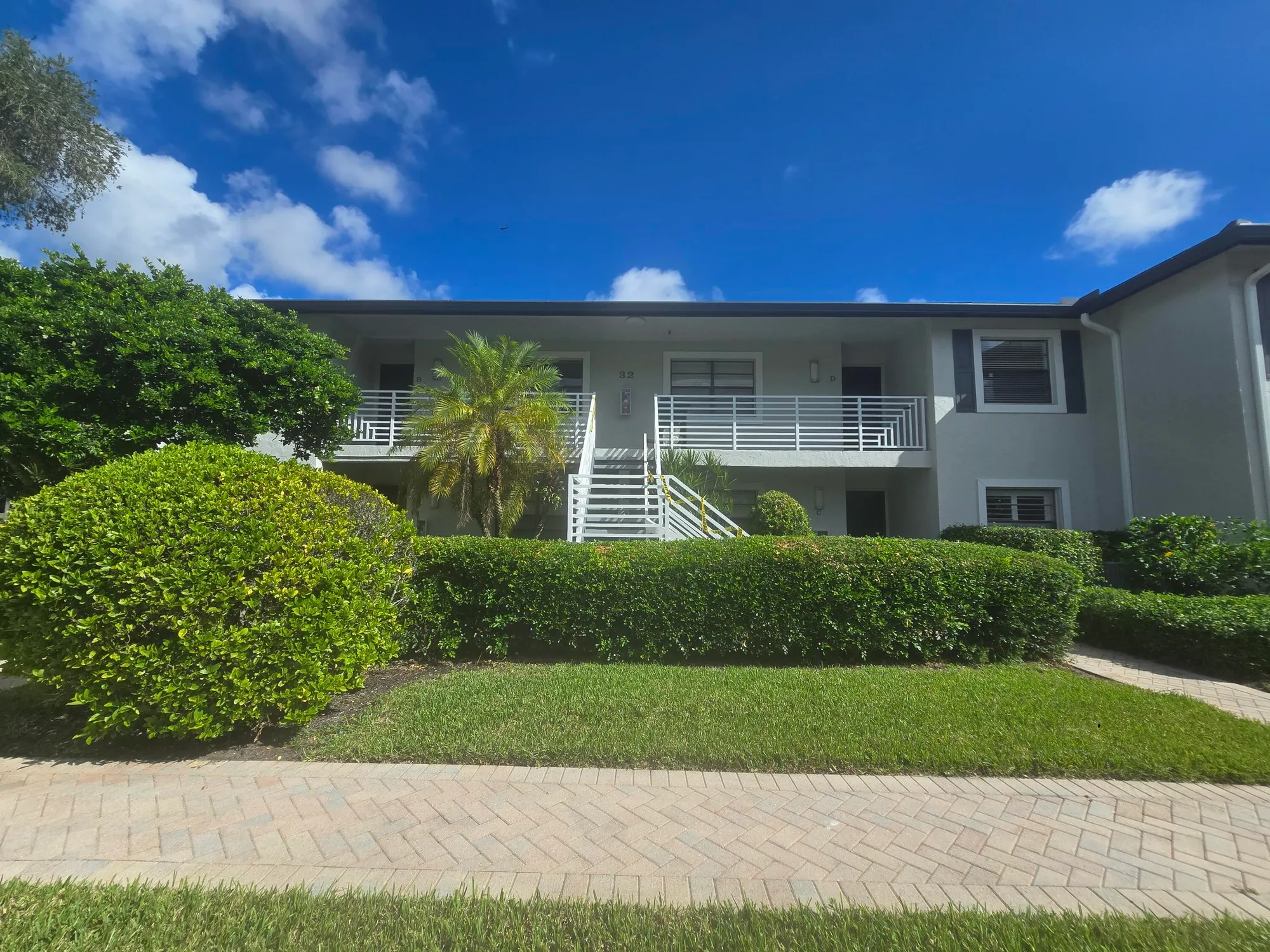 Property Slideshow image 2 of 24 | 32 southport ln b, Boynton Beach, FL, 33436