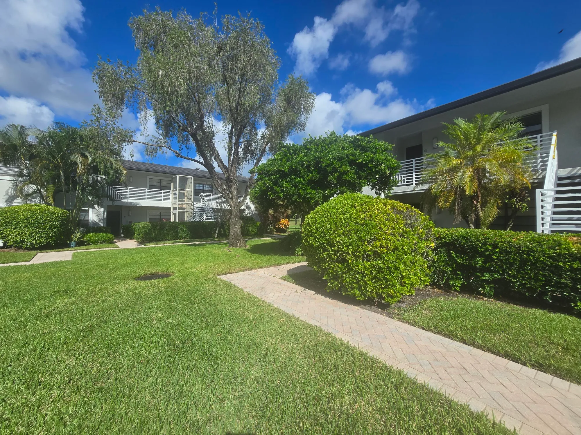 Property Slideshow image 4 of 24 | 32 southport ln b, Boynton Beach, FL, 33436