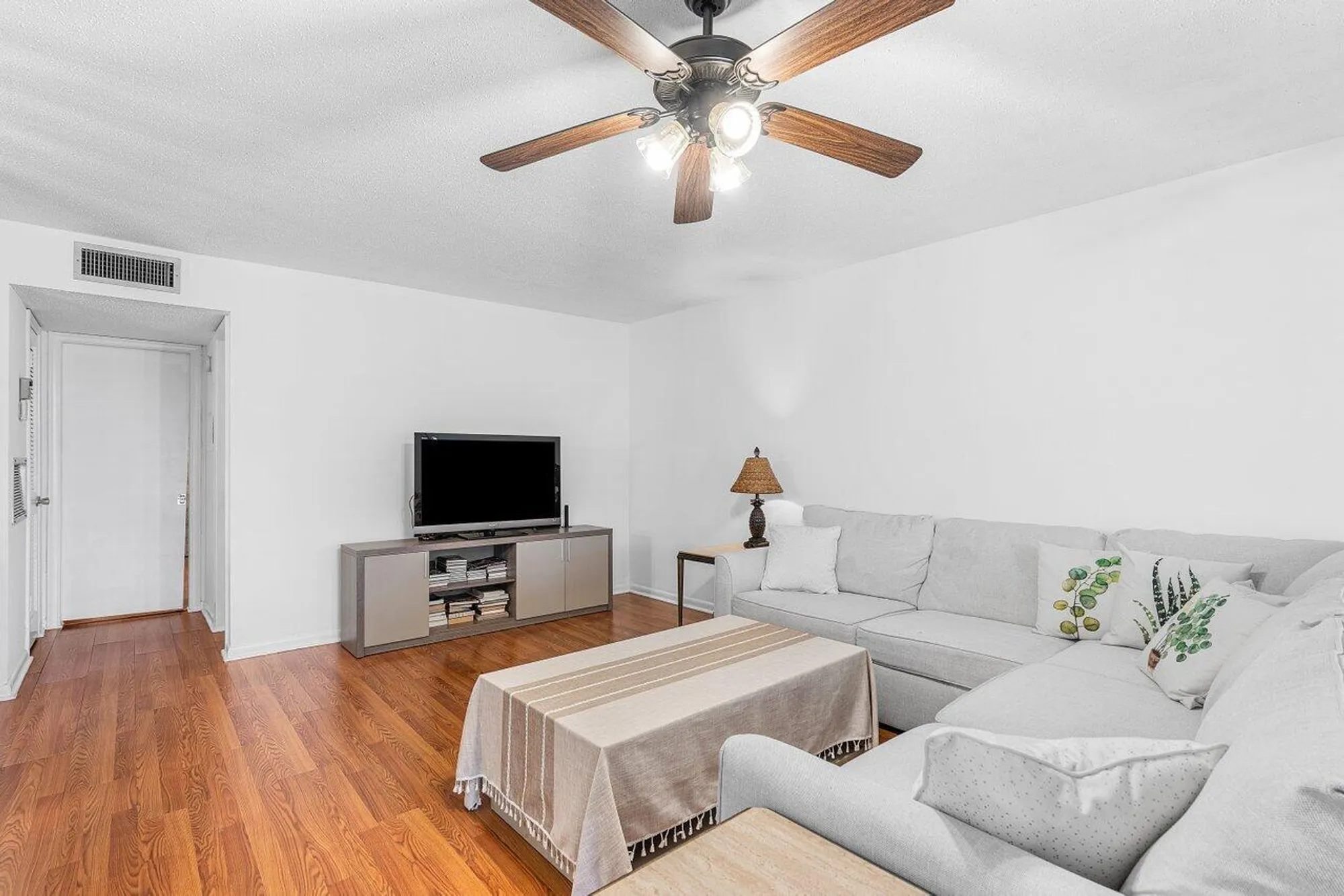 Property Slideshow image 10 of 34 | 510 high point dr c, Delray Beach, FL, 33445