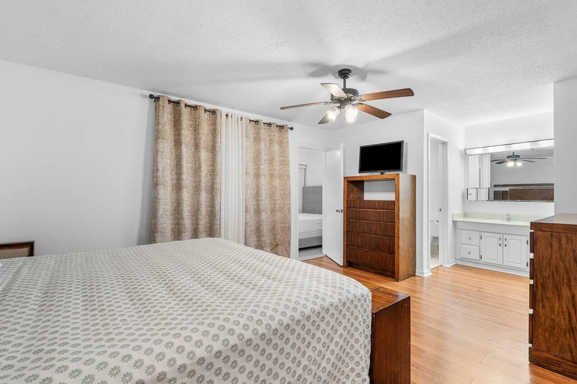 Property Slideshow image 17 of 34 | 510 high point dr c, Delray Beach, FL, 33445