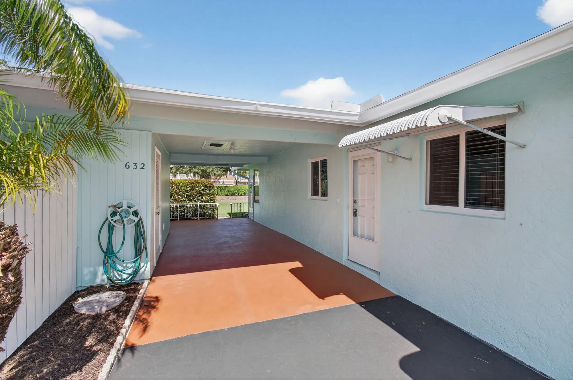 Property Slideshow image 5 of 60 | 632 hummingbird ln, Delray Beach, FL, 33445