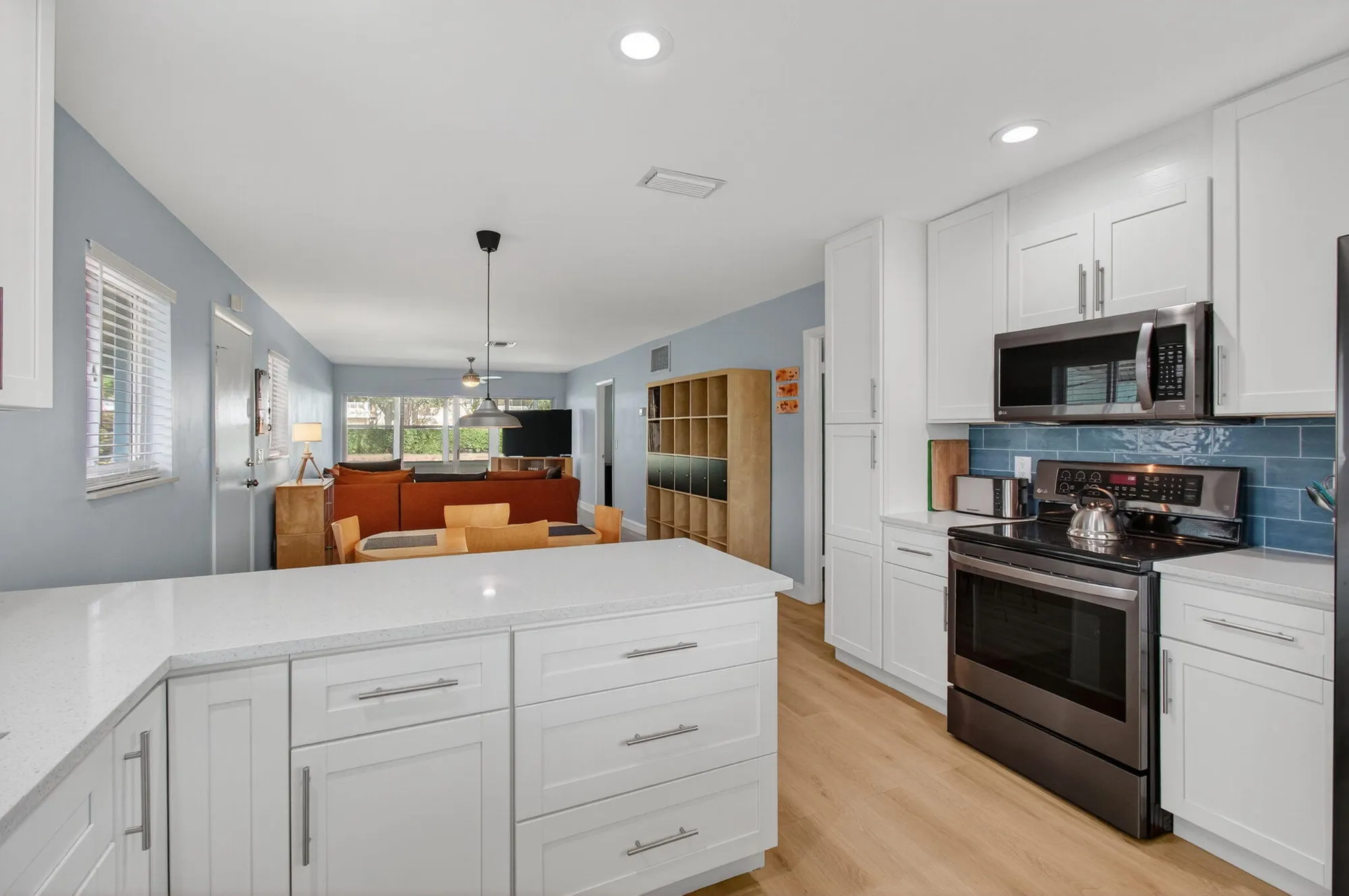 Property Slideshow image 24 of 60 | 632 hummingbird ln, Delray Beach, FL, 33445