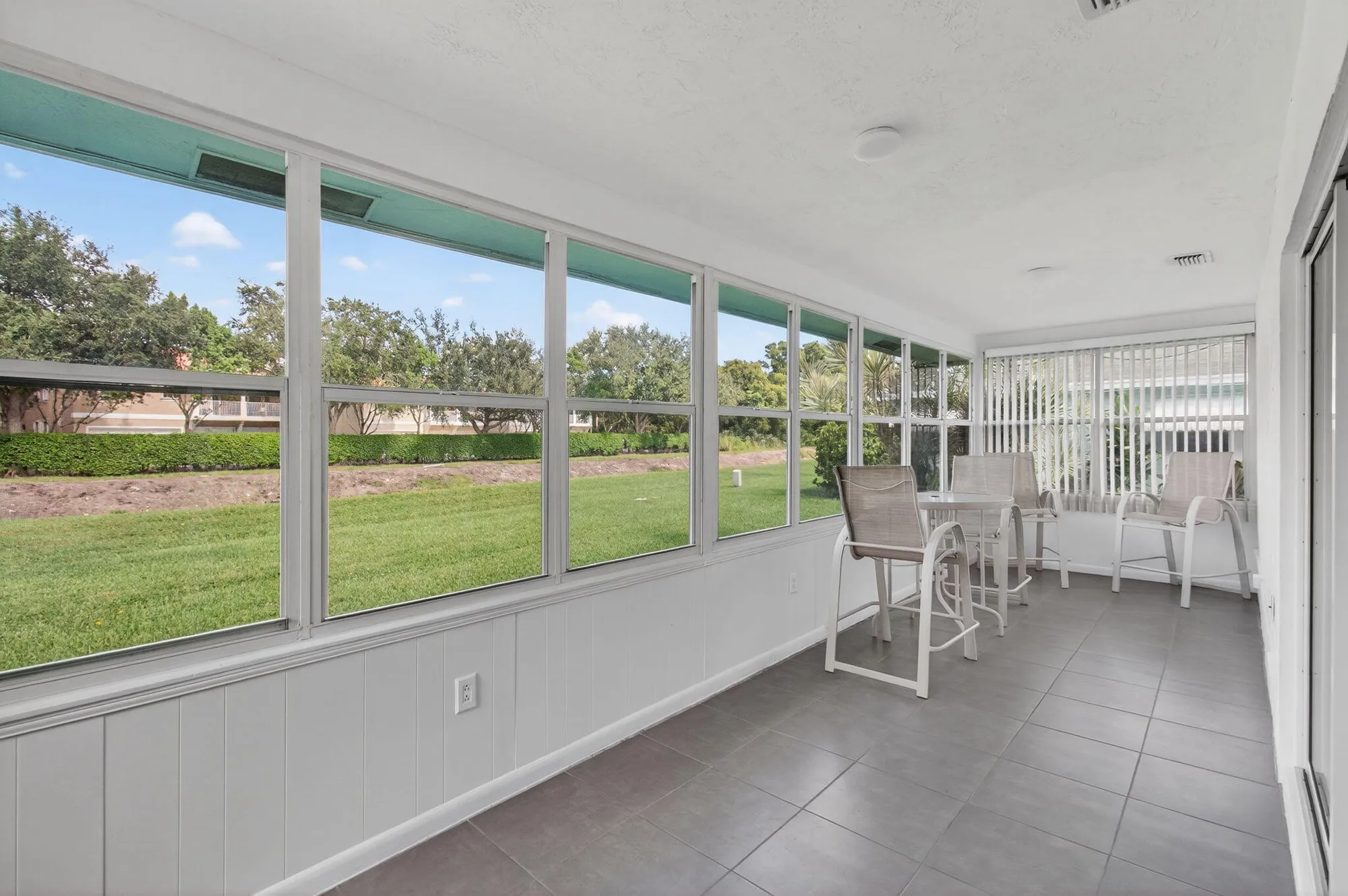 Property Slideshow image 26 of 60 | 632 hummingbird ln, Delray Beach, FL, 33445