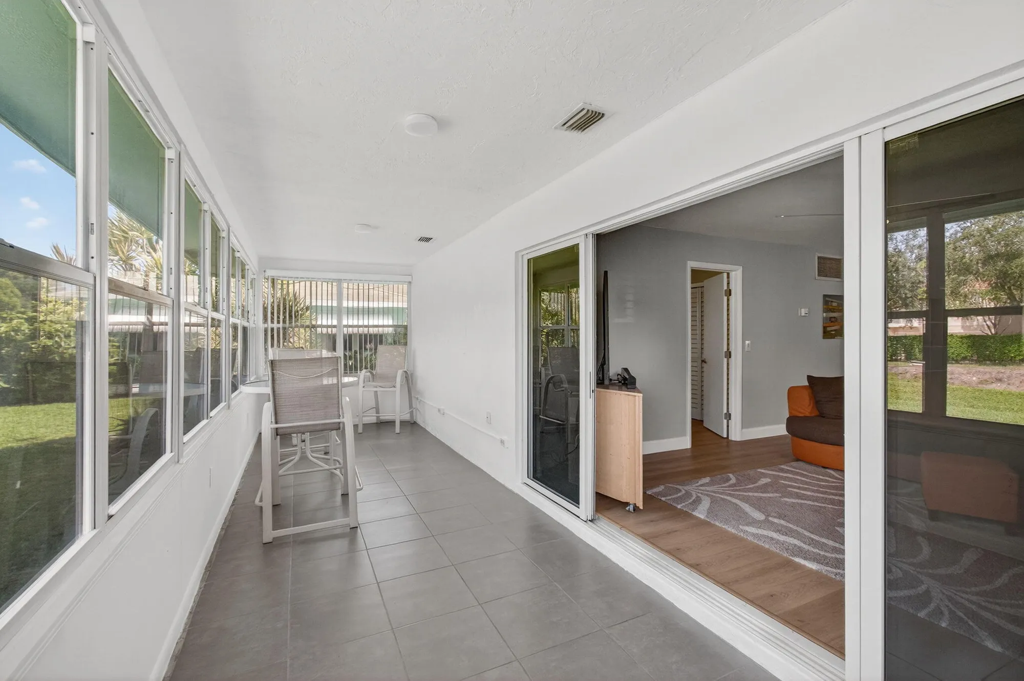 Property Slideshow image 28 of 60 | 632 hummingbird ln, Delray Beach, FL, 33445