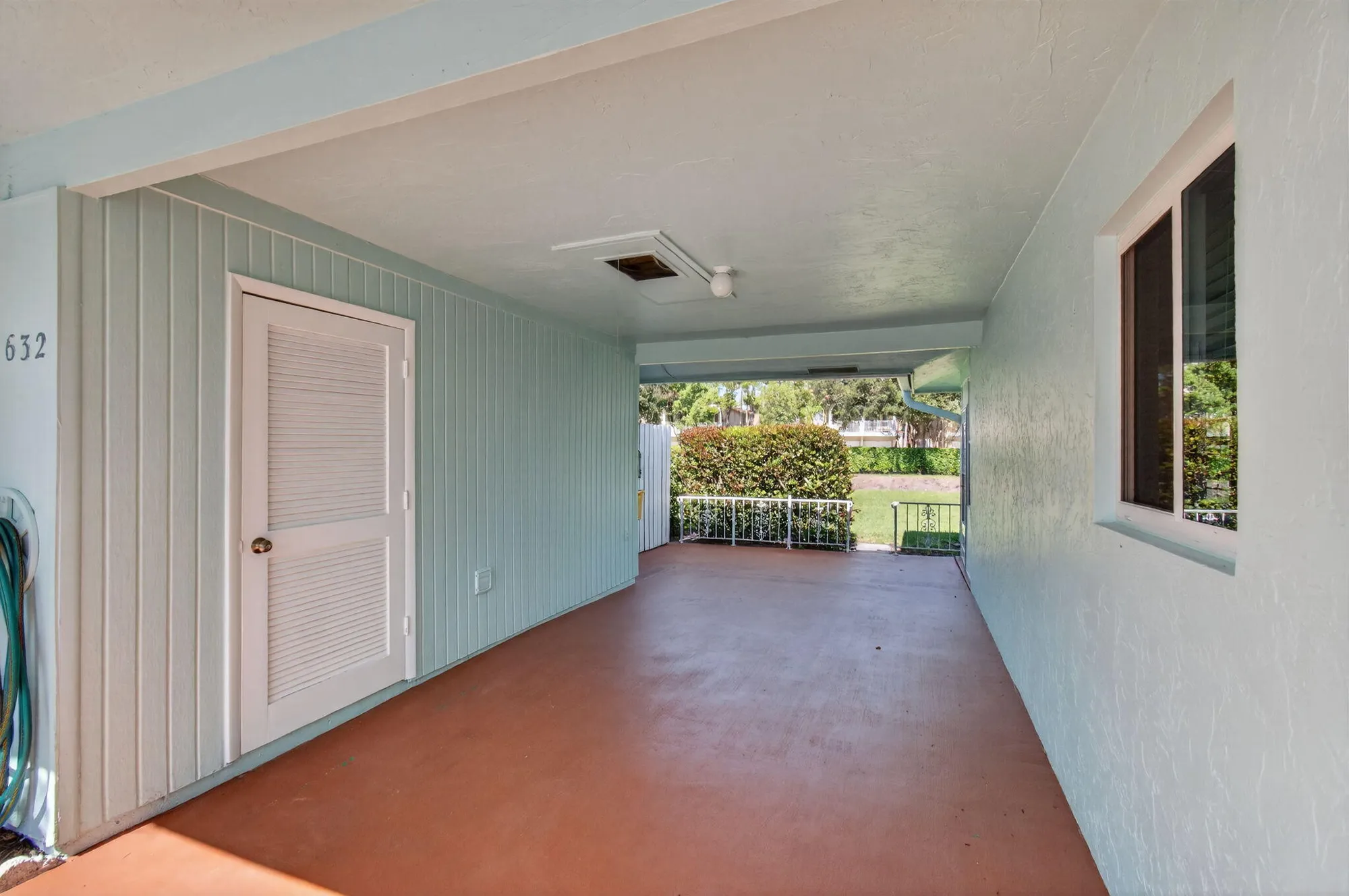 Property Slideshow image 48 of 60 | 632 hummingbird ln, Delray Beach, FL, 33445