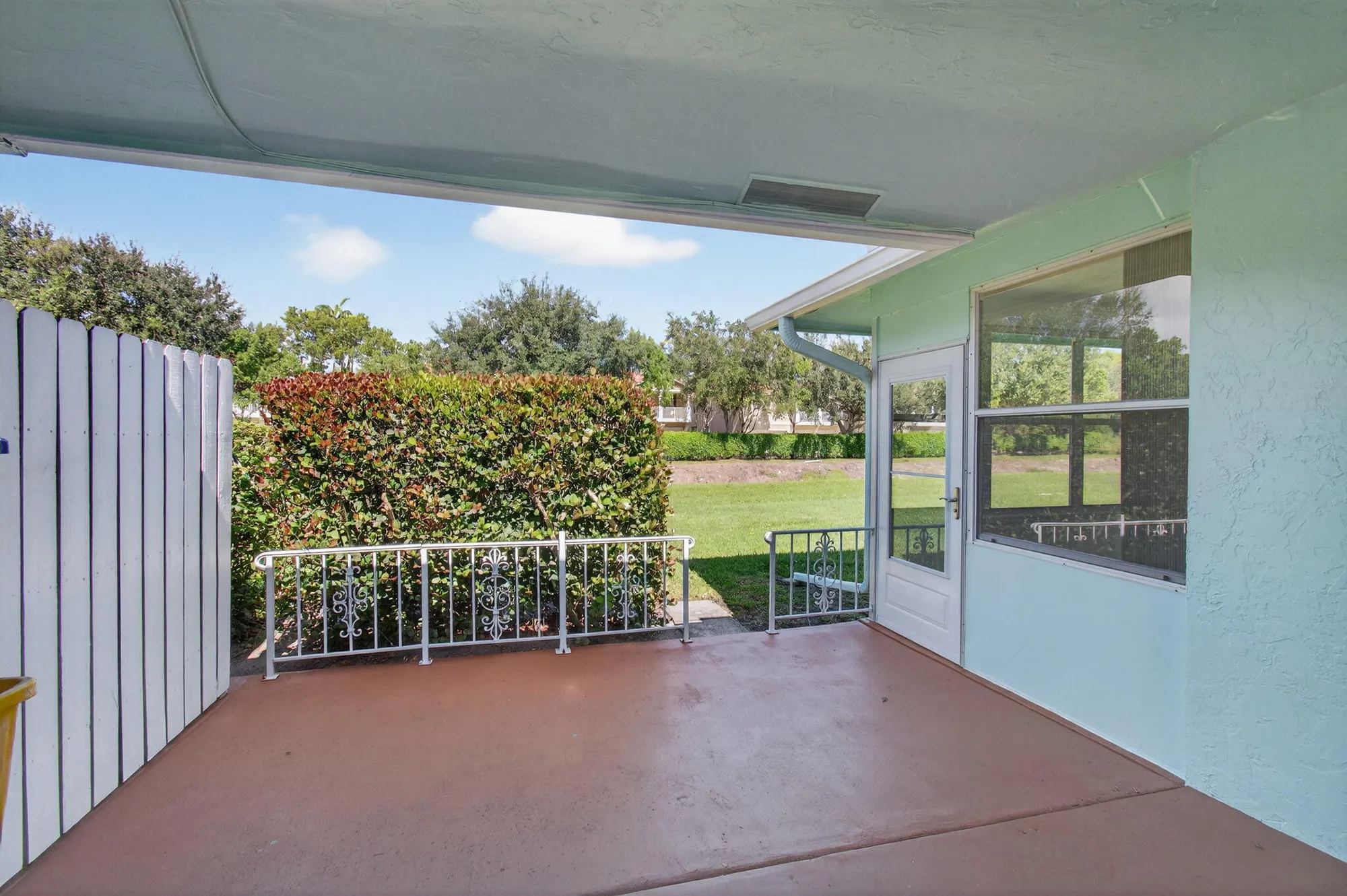 Property Slideshow image 50 of 60 | 632 hummingbird ln, Delray Beach, FL, 33445