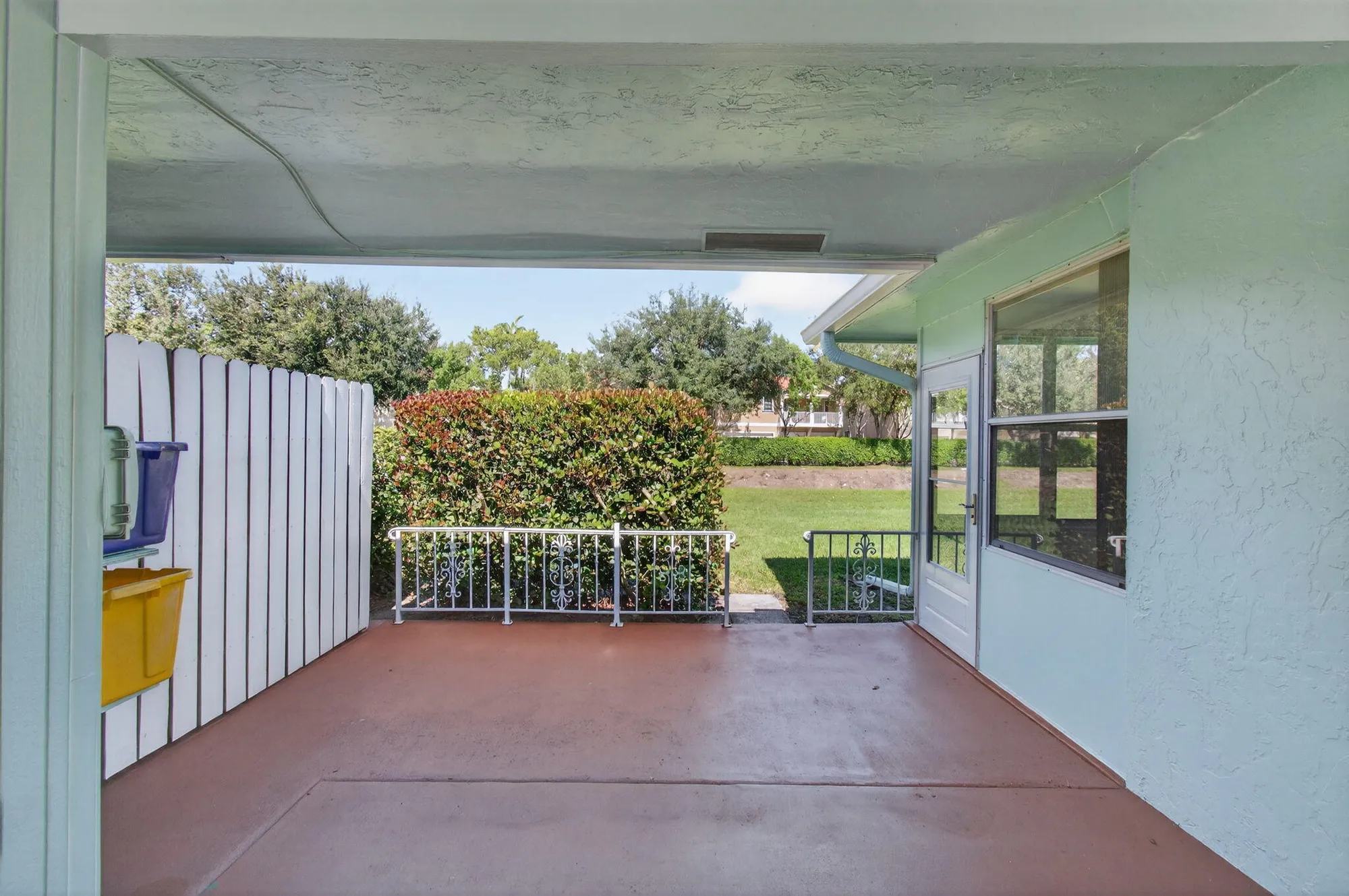 Property Slideshow image 53 of 60 | 632 hummingbird ln, Delray Beach, FL, 33445
