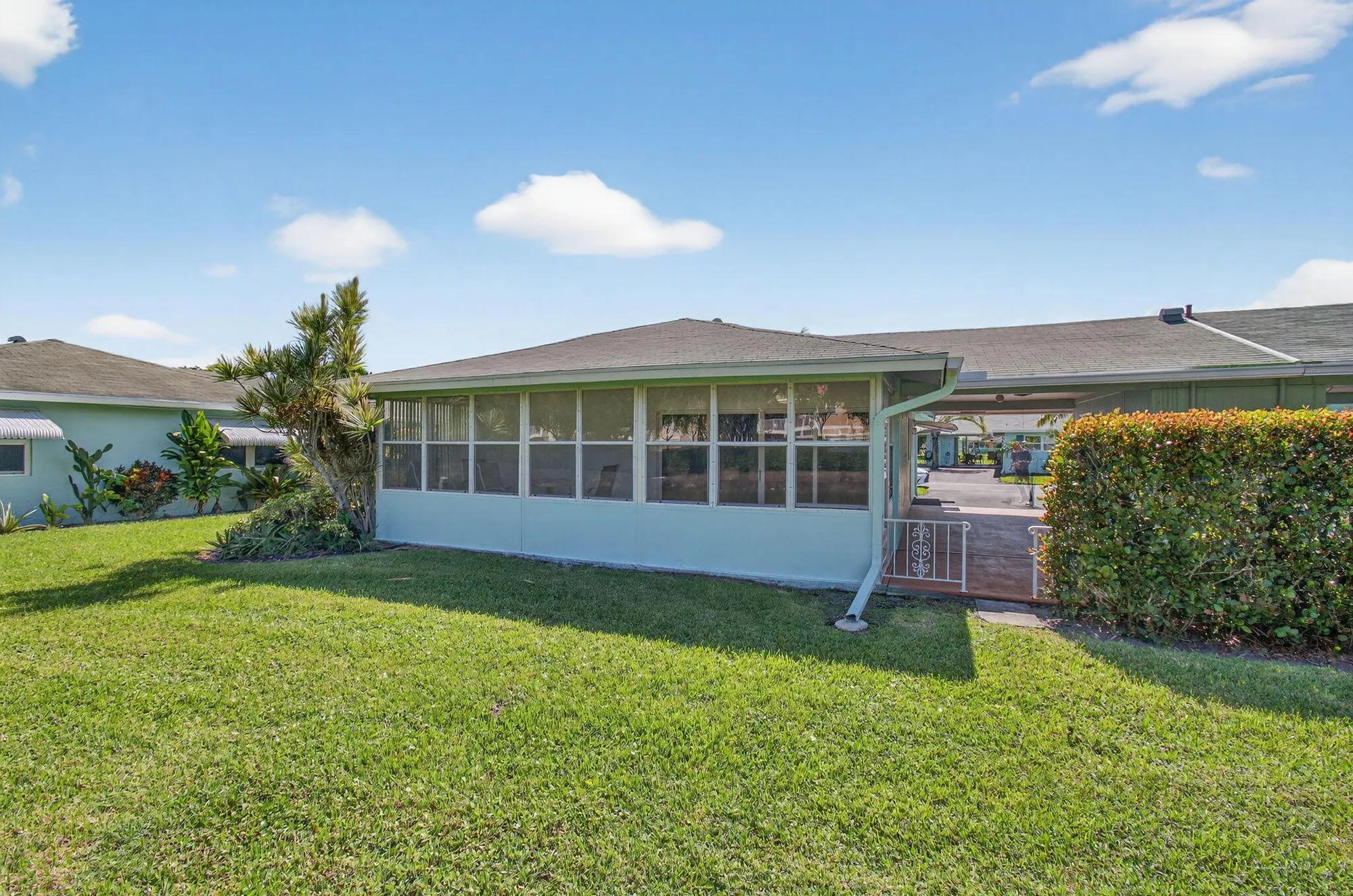 Property Slideshow image 54 of 60 | 632 hummingbird ln, Delray Beach, FL, 33445