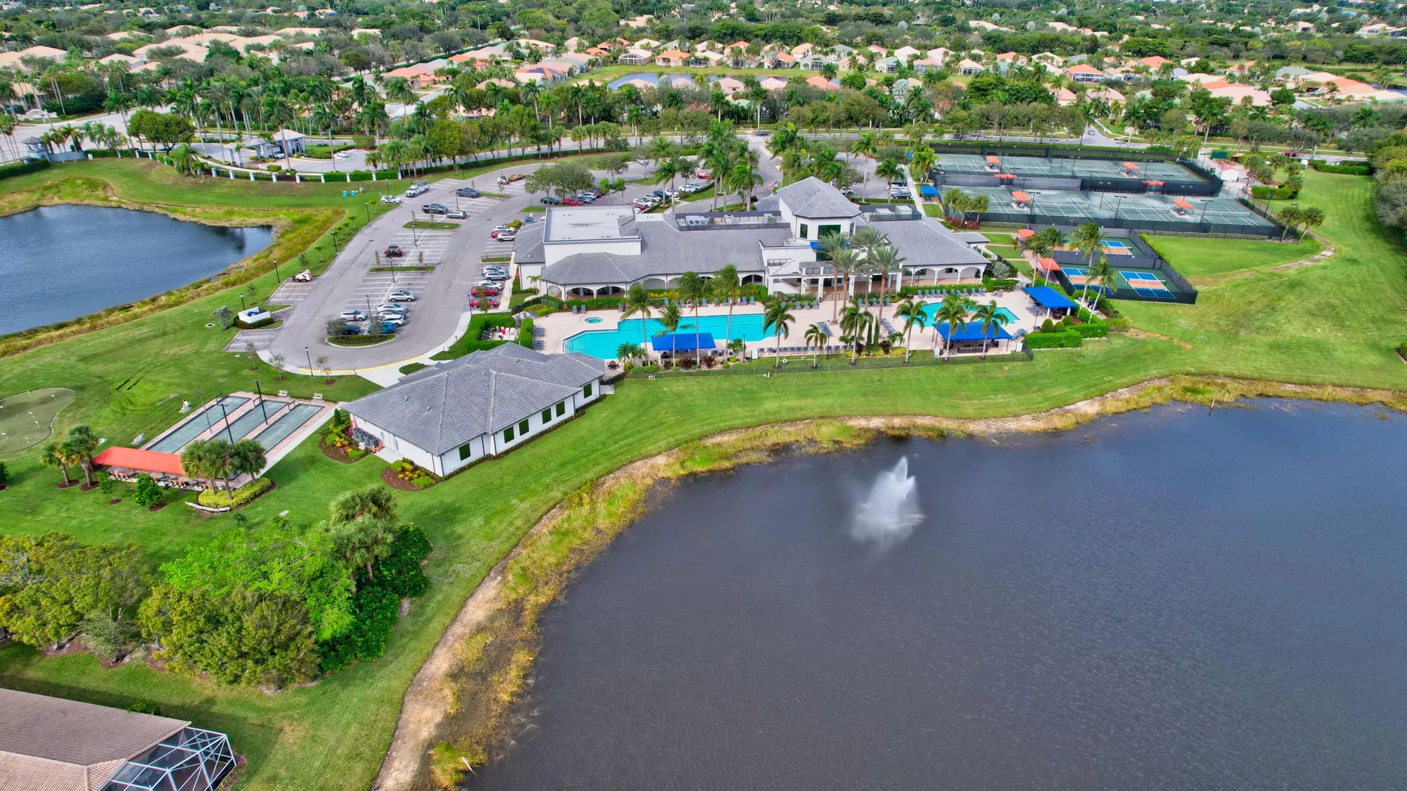 Property Slideshow image 60 of 95 | 8393 logia cir, Boynton Beach, FL, 33472