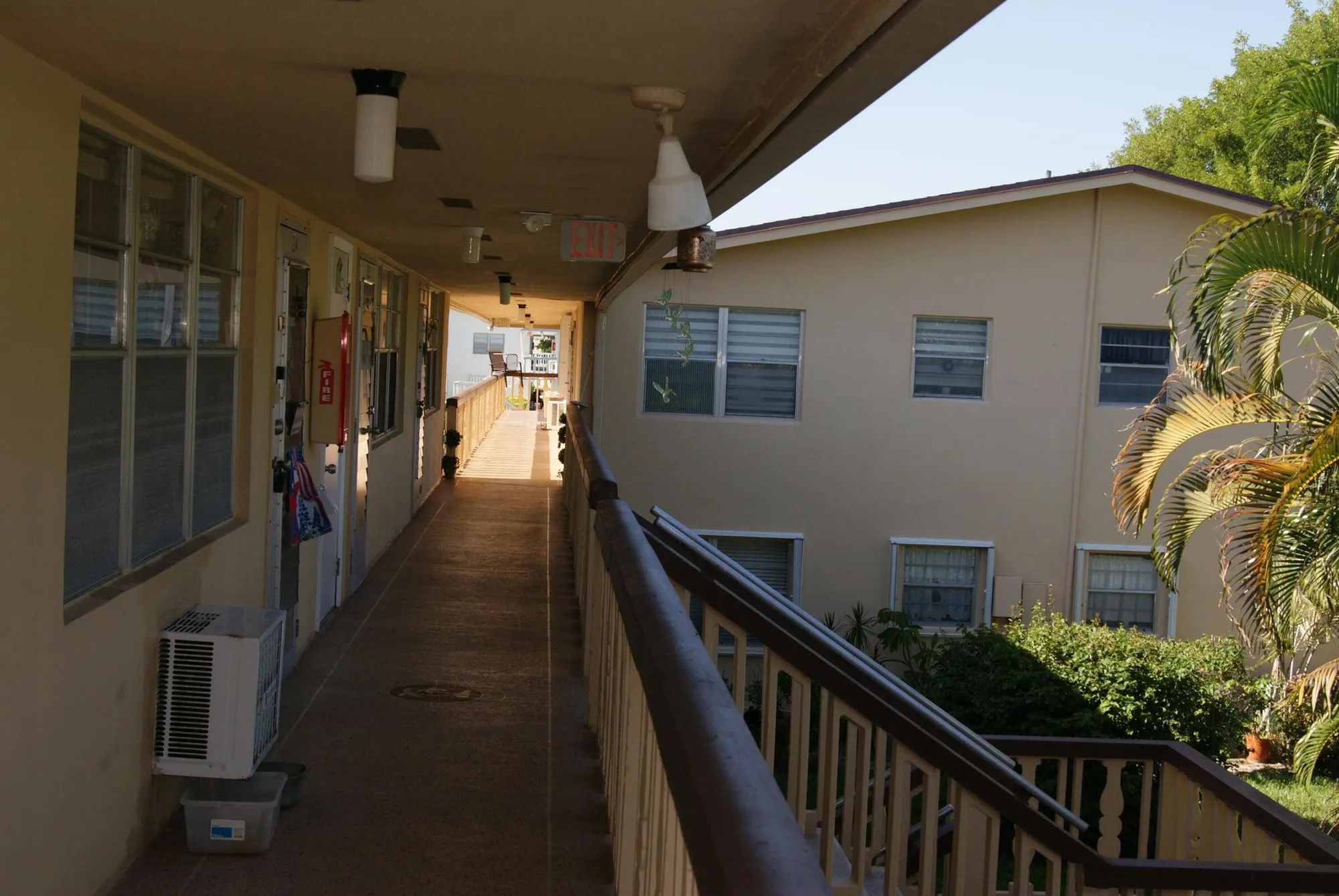 Property Slideshow image 12 of 12 | 215 sheffield i, West Palm Beach, FL, 33417