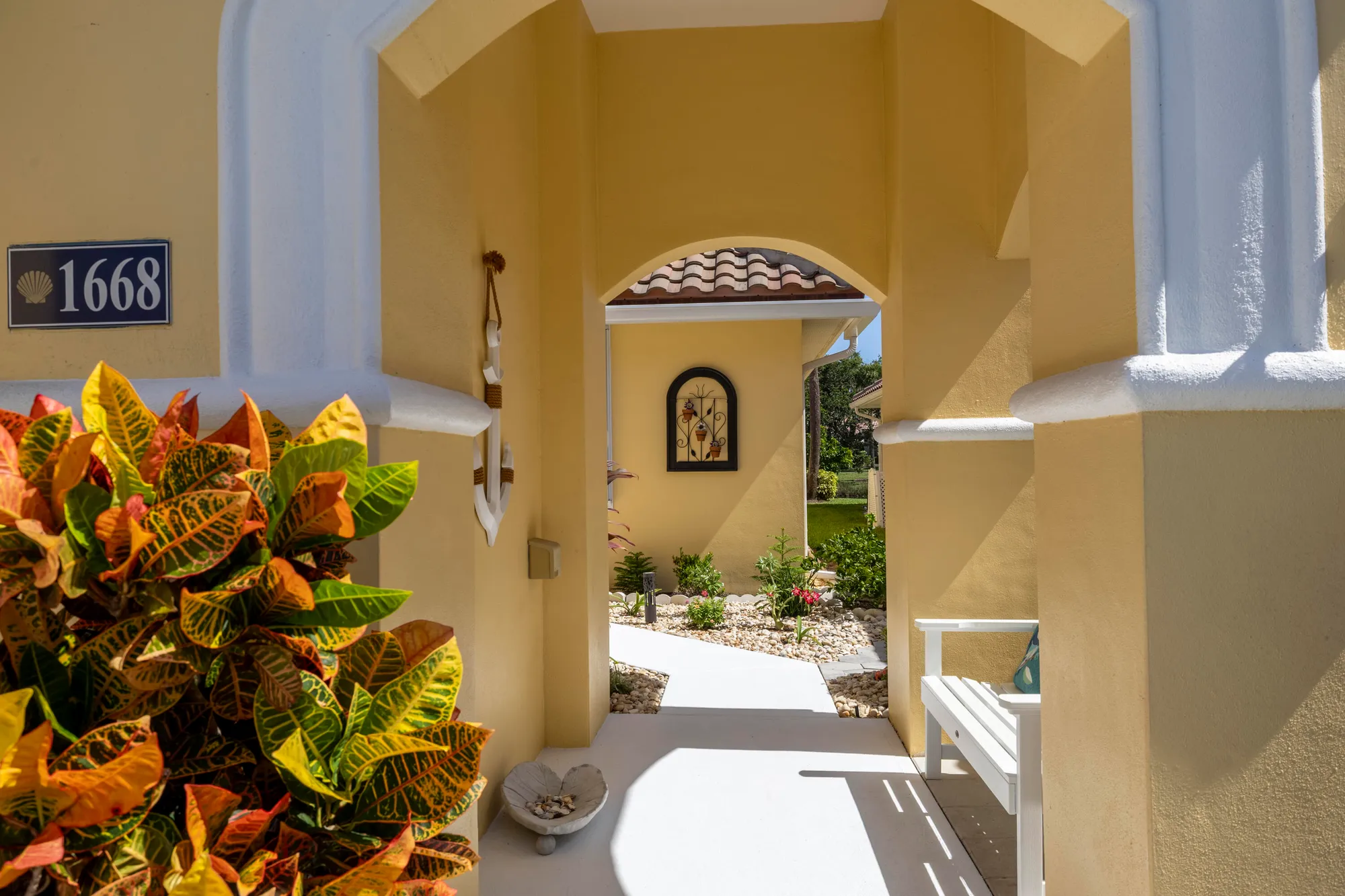 Property Slideshow image 4 of 12 | 1668 victoria cir, Vero Beach, FL, 32967