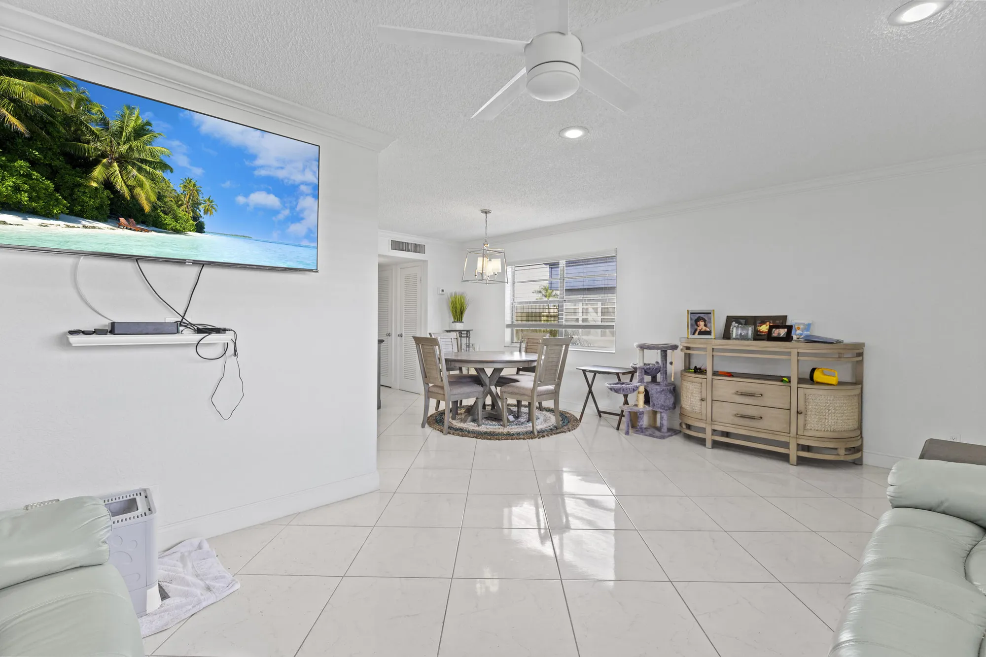 Property Slideshow image 10 of 49 | 137 burgundy c # 137, Delray Beach, FL, 33484