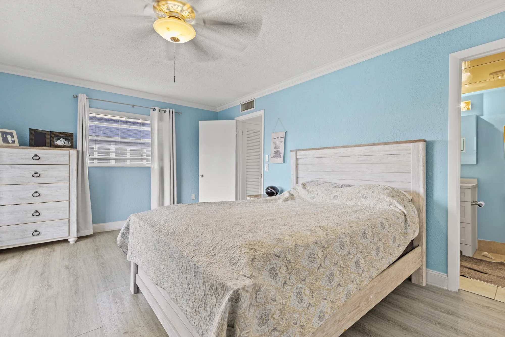 Property Slideshow image 17 of 49 | 137 burgundy c # 137, Delray Beach, FL, 33484