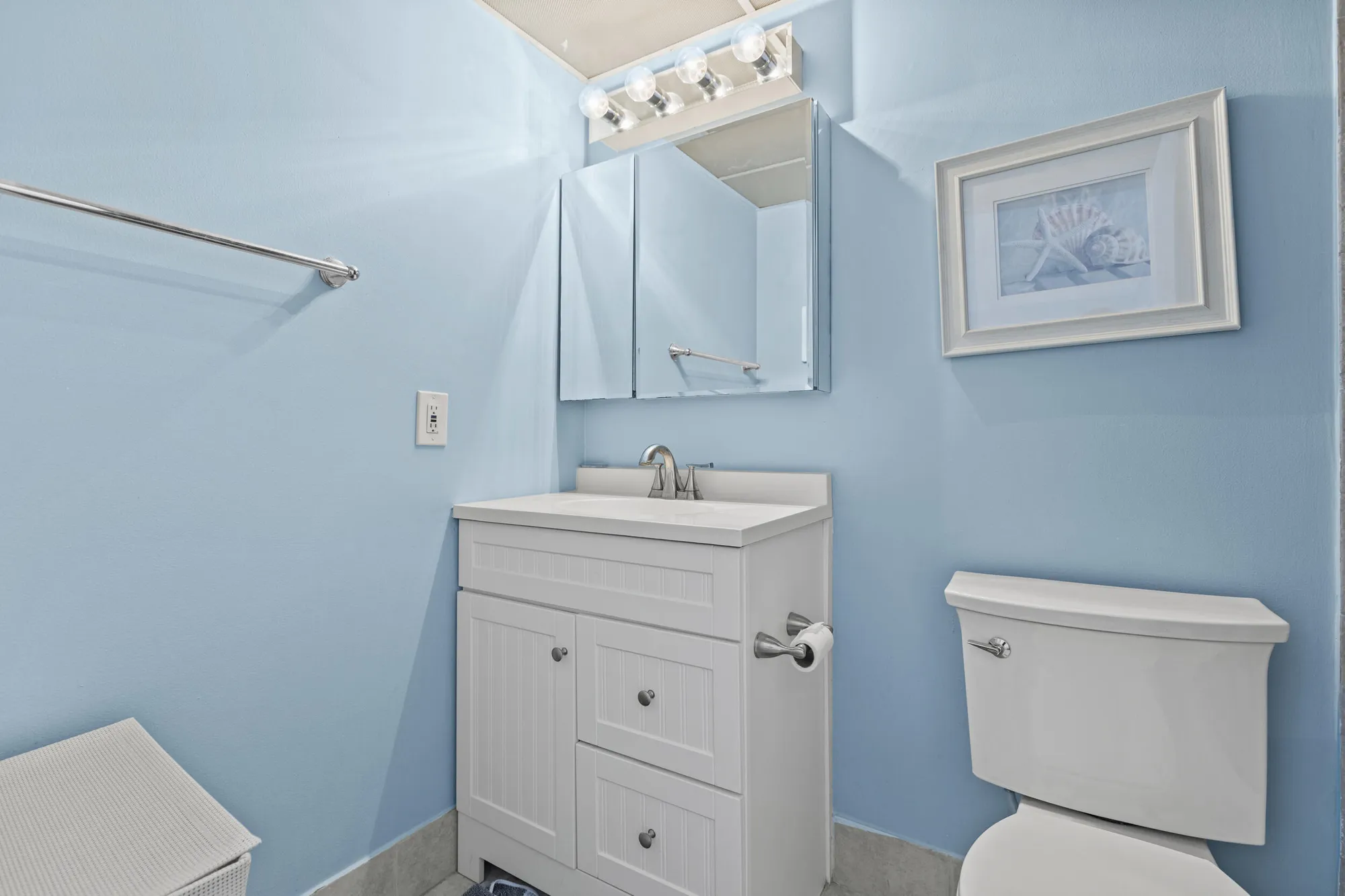 Property Slideshow image 19 of 49 | 137 burgundy c # 137, Delray Beach, FL, 33484