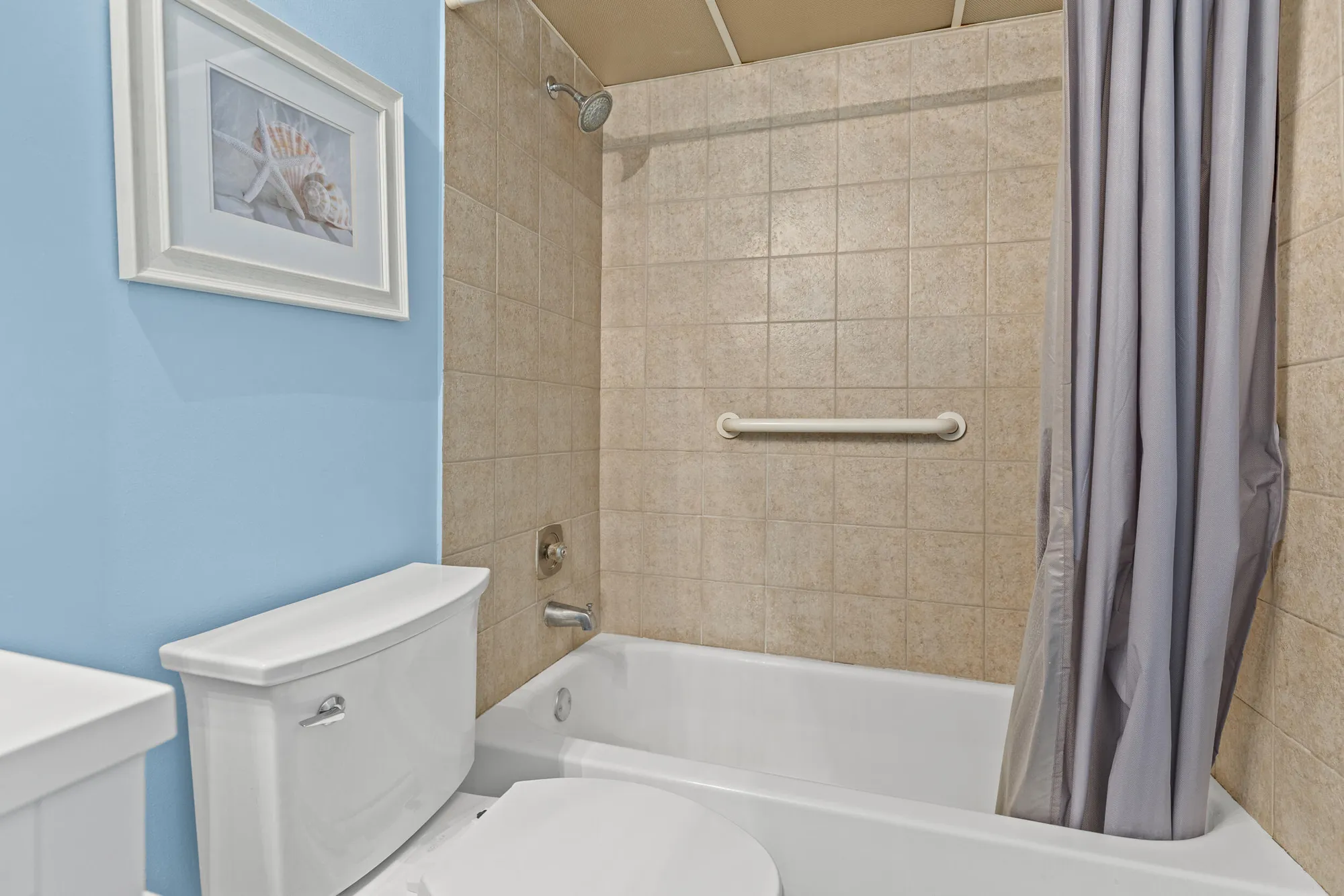 Property Slideshow image 20 of 49 | 137 burgundy c # 137, Delray Beach, FL, 33484