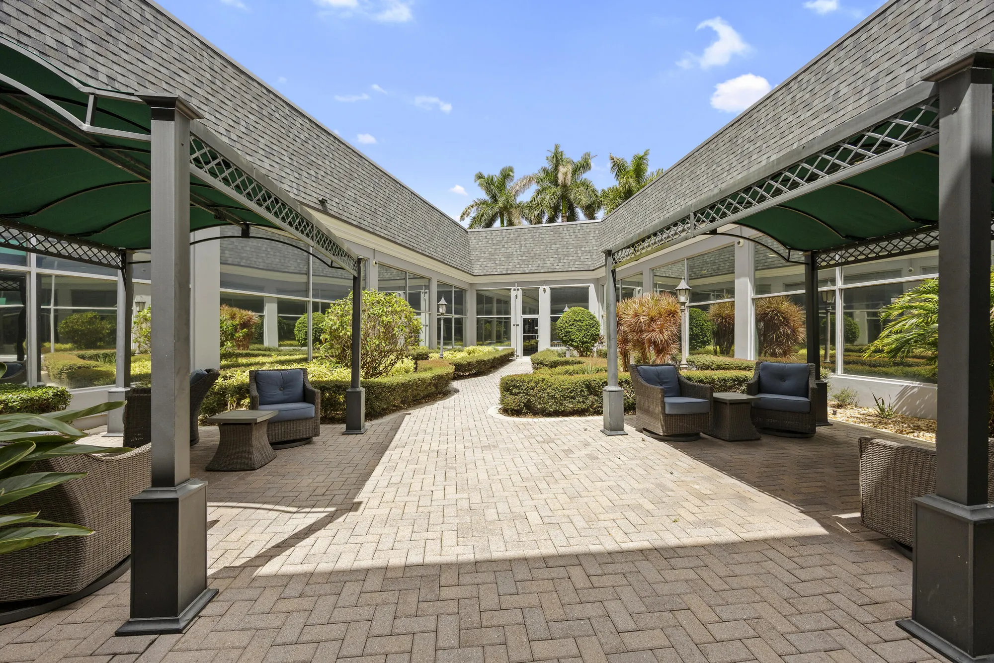 Property Slideshow image 35 of 49 | 137 burgundy c # 137, Delray Beach, FL, 33484