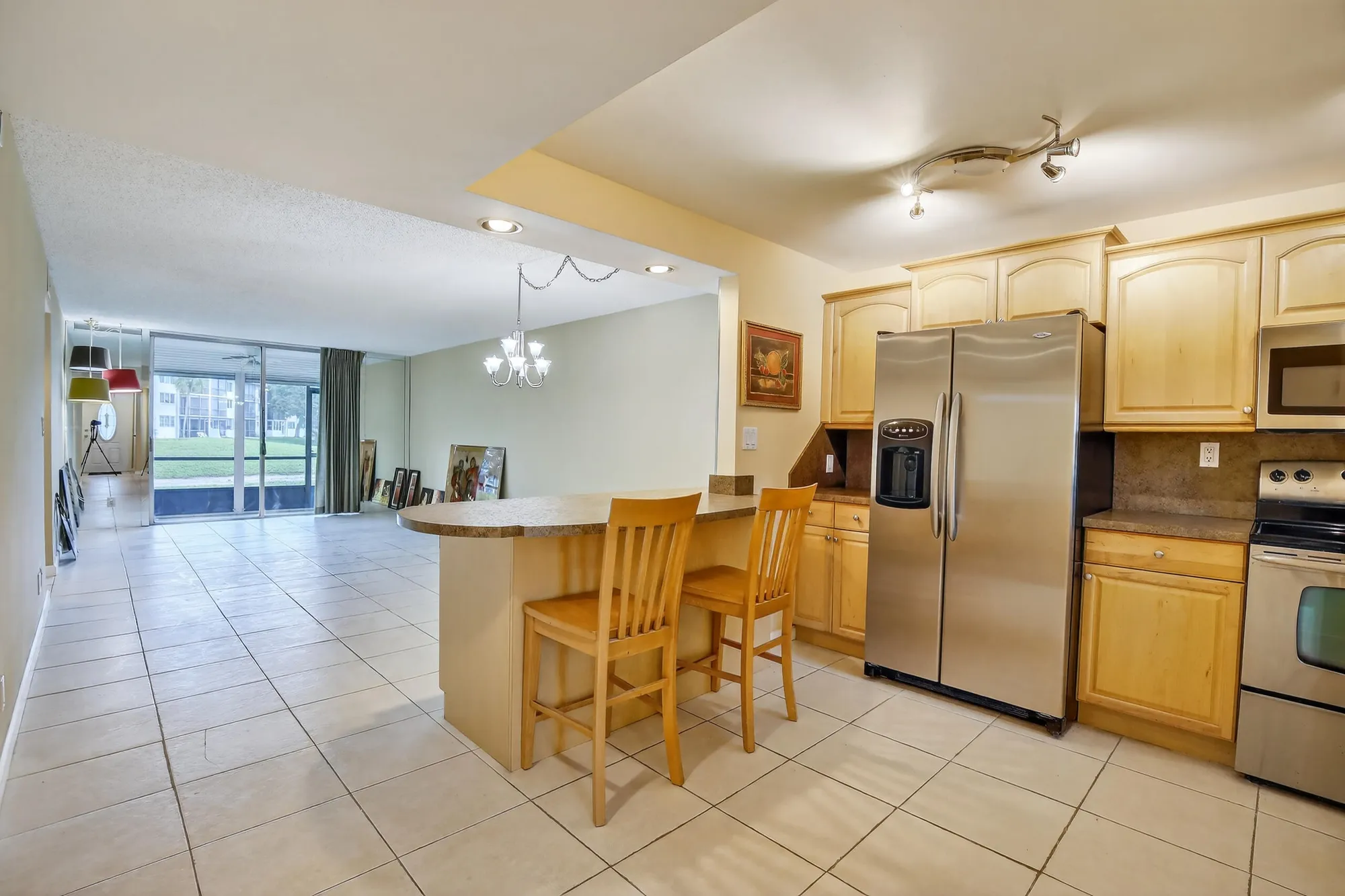 Property Slideshow image 5 of 47 | 411 s hollybrook dr 104, Pembroke Pines, FL, 33025