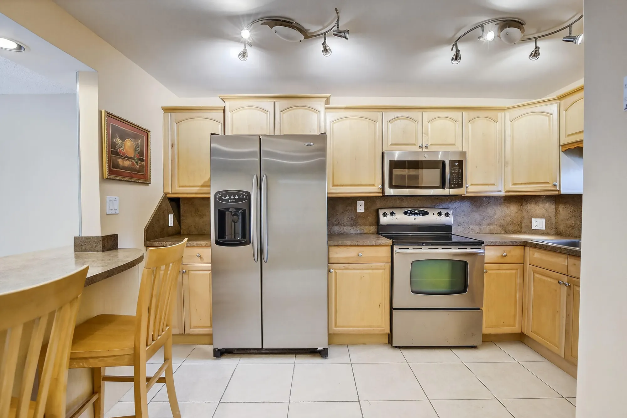 Property Slideshow image 8 of 47 | 411 s hollybrook dr 104, Pembroke Pines, FL, 33025