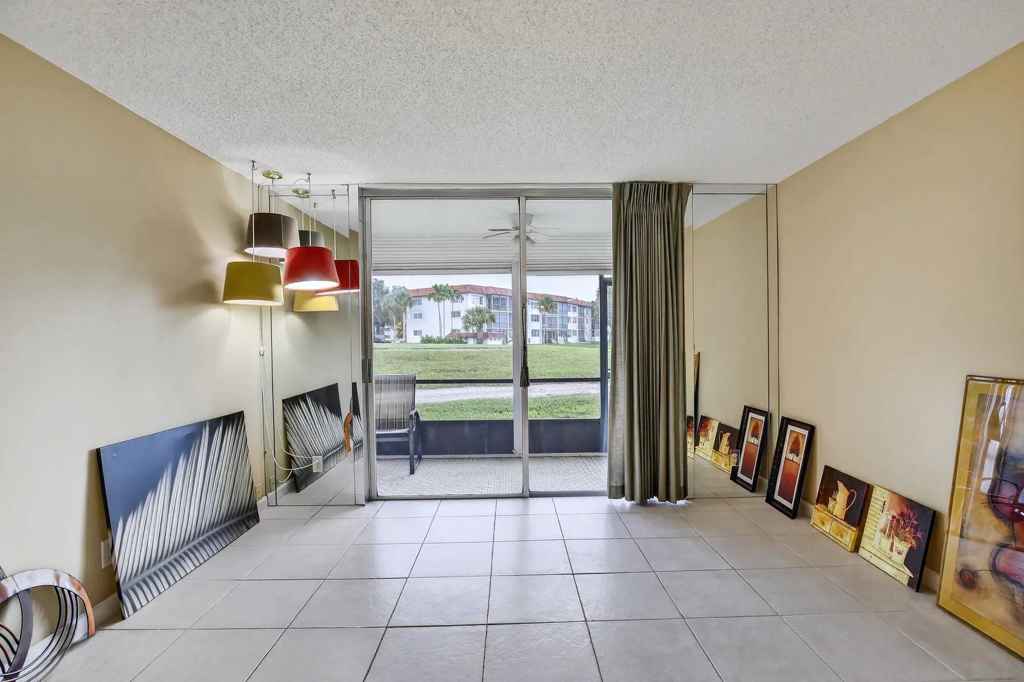 Property Slideshow image 19 of 47 | 411 s hollybrook dr 104, Pembroke Pines, FL, 33025