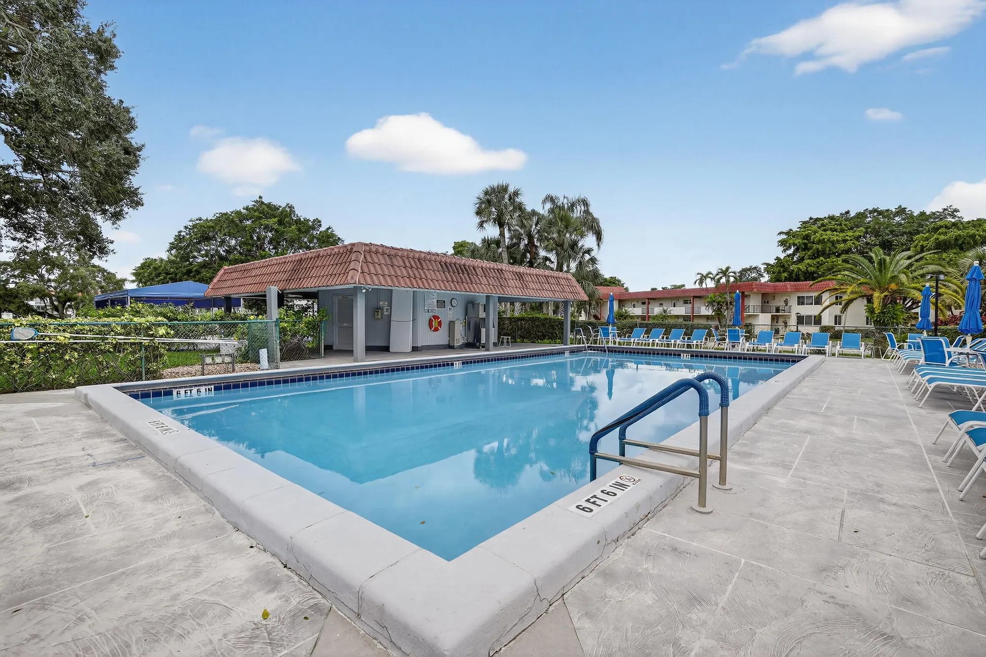 Property Slideshow image 43 of 47 | 411 s hollybrook dr 104, Pembroke Pines, FL, 33025