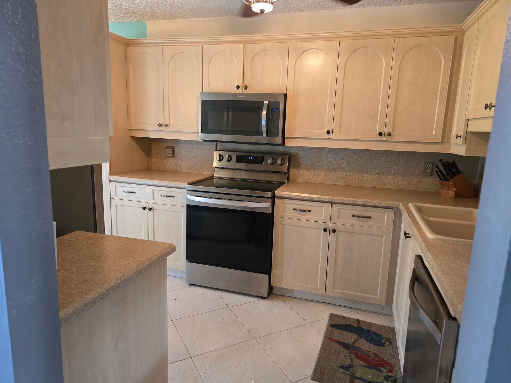 Property Slideshow image 10 of 53 | 10039 hickorywood pl, Boynton Beach, FL, 33437