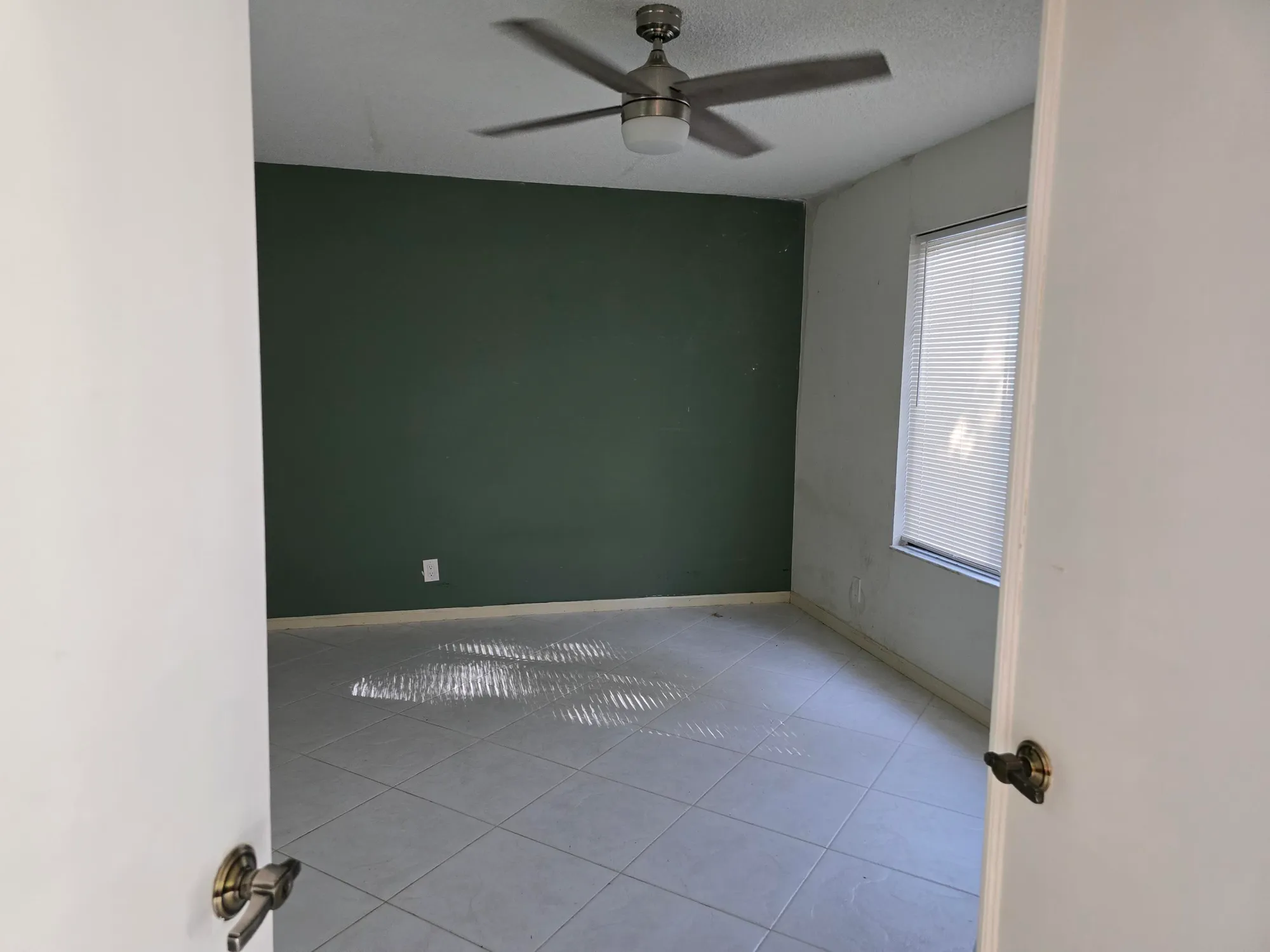 Property Slideshow image 23 of 53 | 10039 hickorywood pl, Boynton Beach, FL, 33437