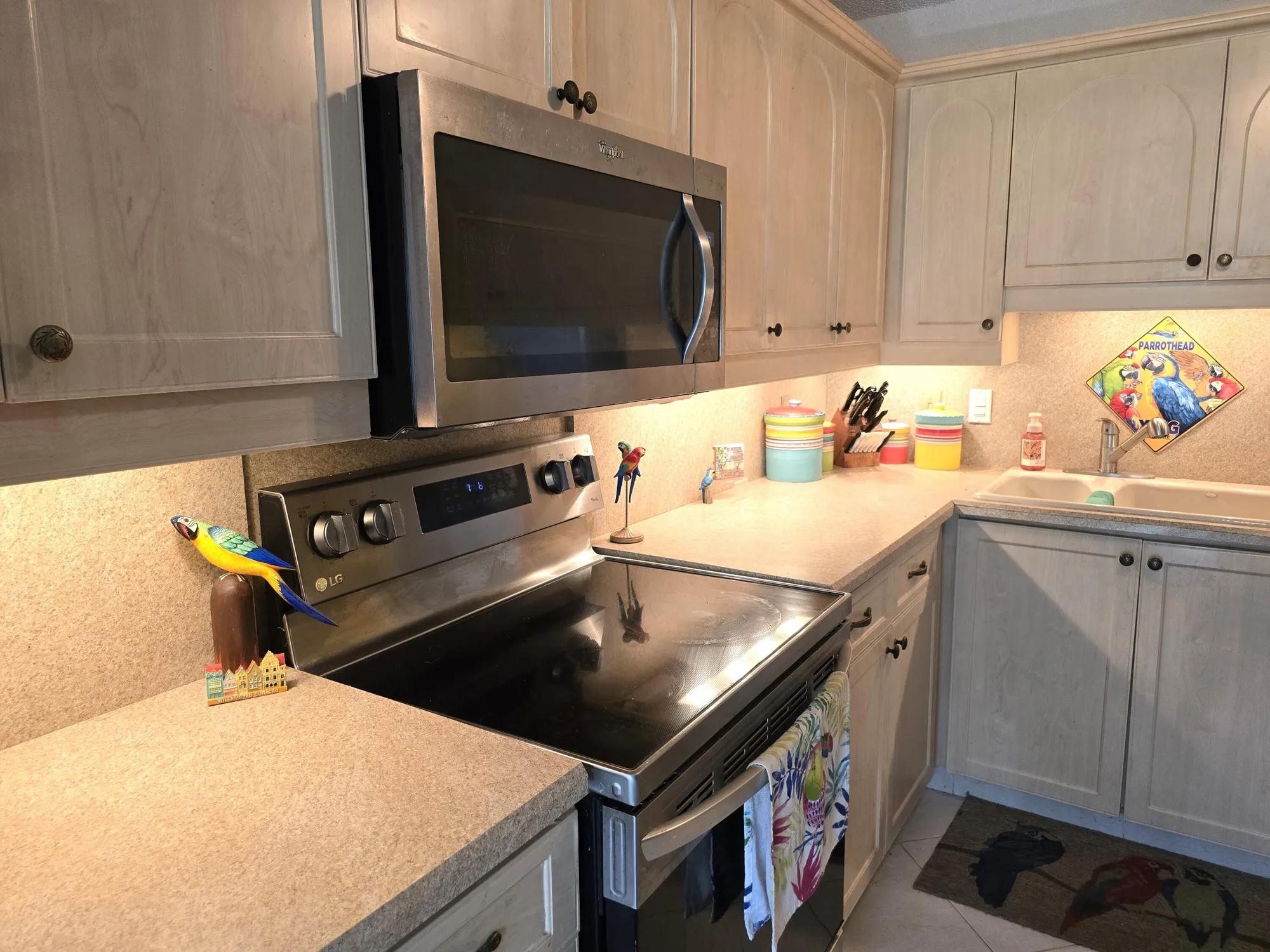 Property Slideshow image 12 of 53 | 10039 hickorywood pl, Boynton Beach, FL, 33437