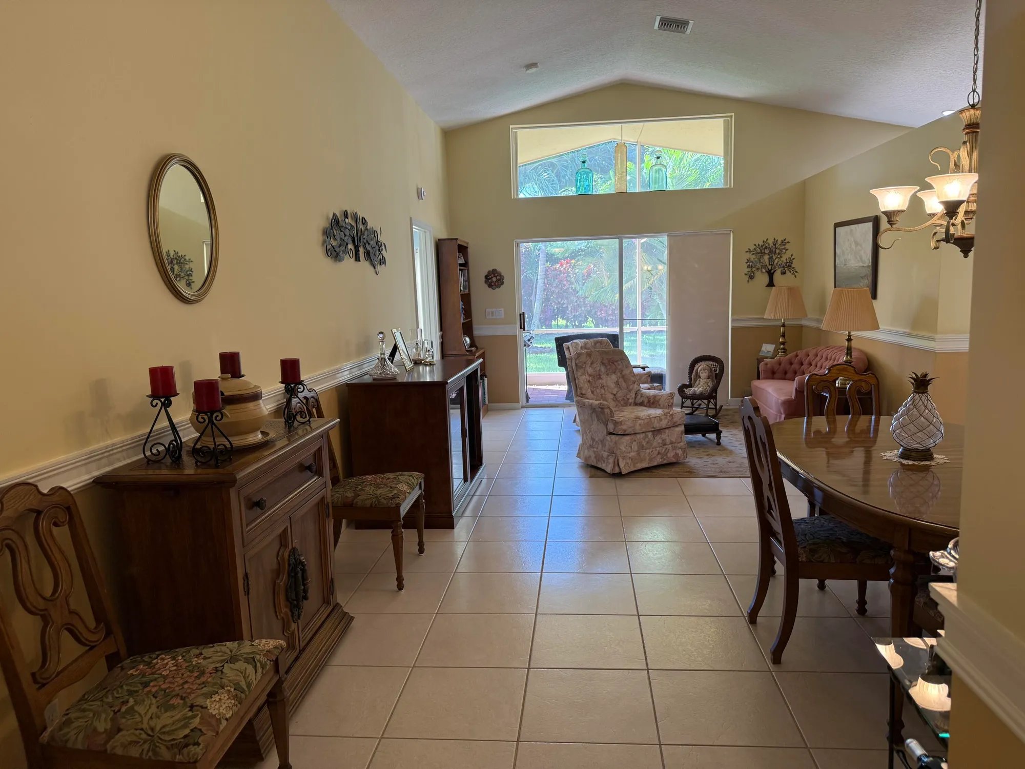 Property Slideshow image 4 of 25 | 5820 royal club dr, Boynton Beach, FL, 33437