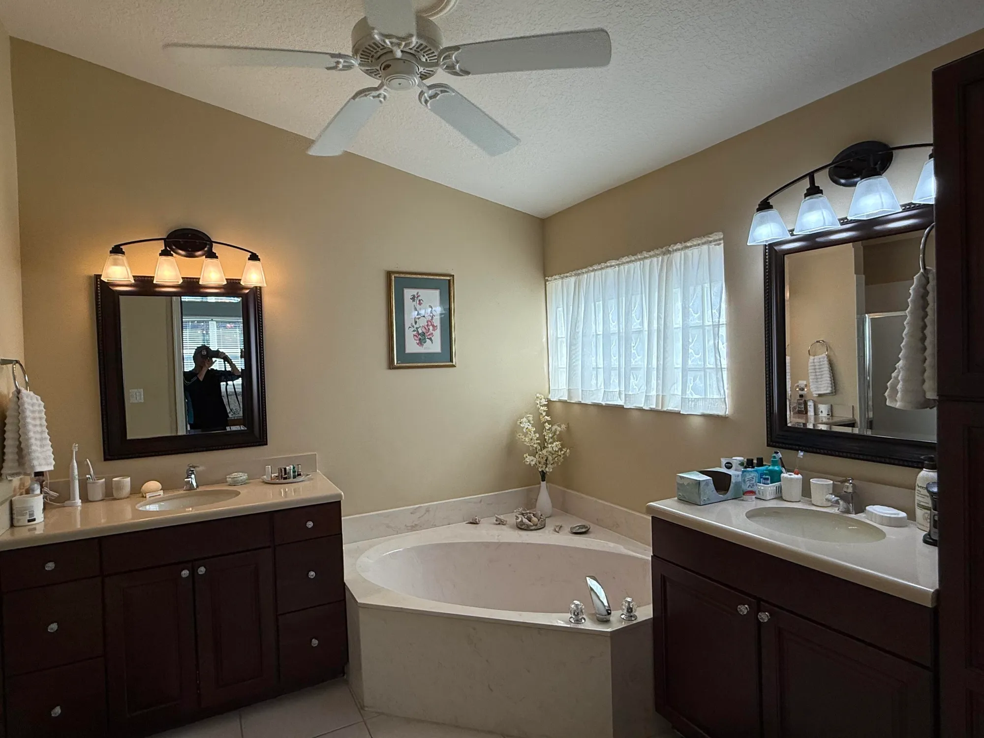 Property Slideshow image 17 of 25 | 5820 royal club dr, Boynton Beach, FL, 33437