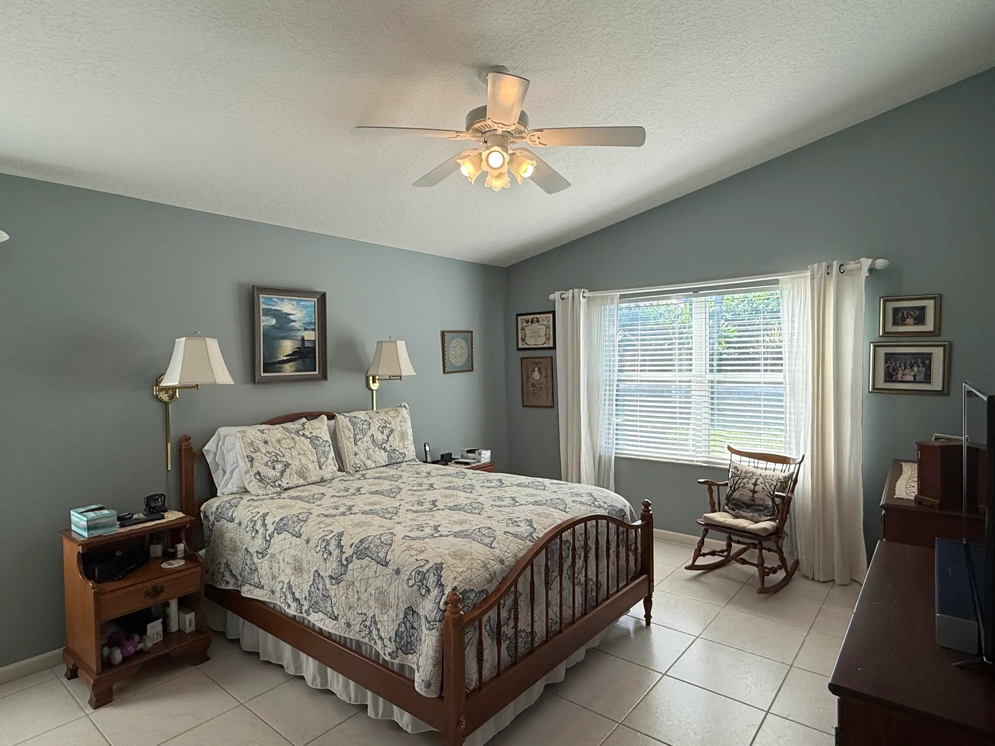 Property Slideshow image 14 of 25 | 5820 royal club dr, Boynton Beach, FL, 33437