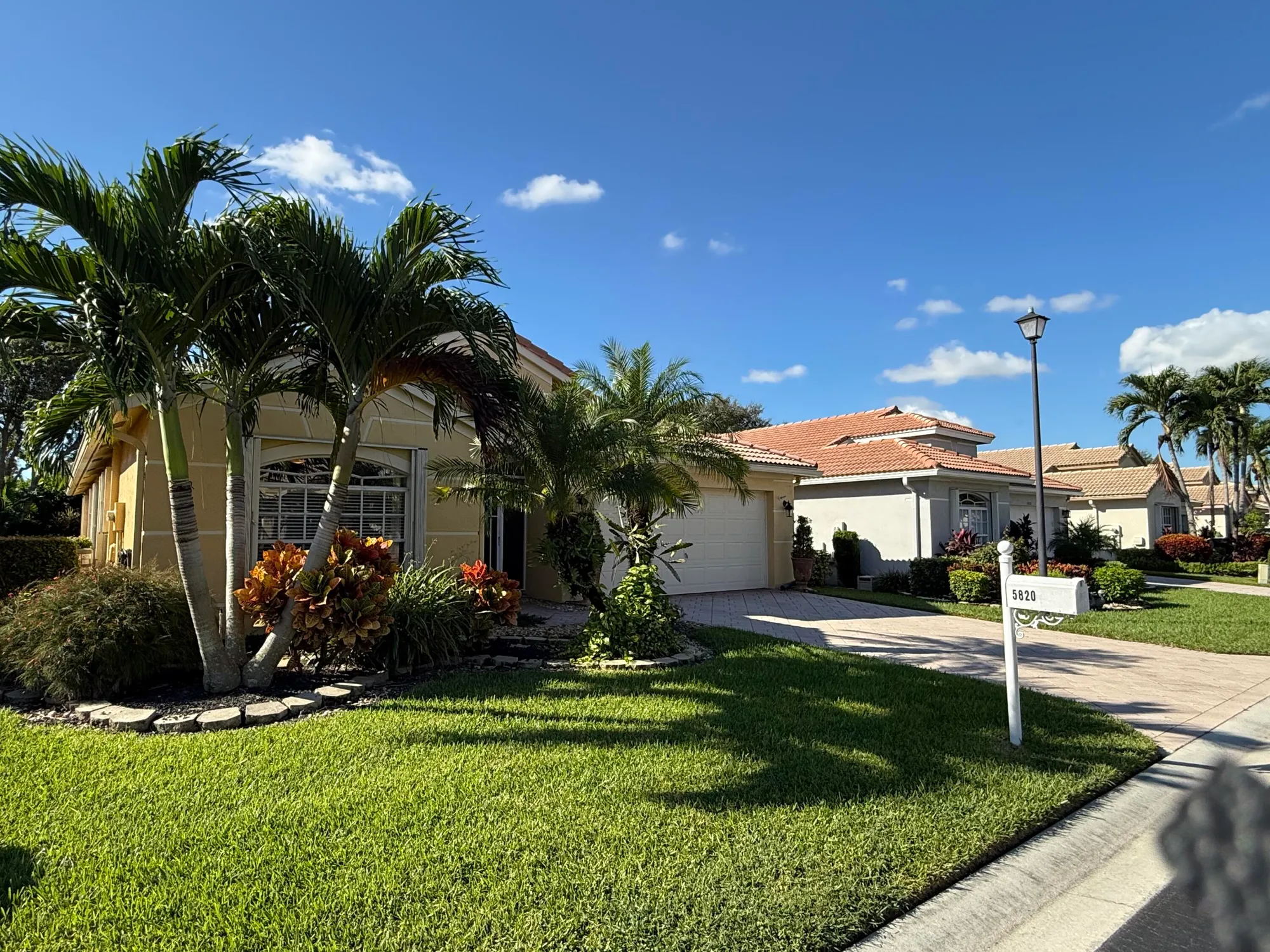 Property Slideshow image 1 of 25 | 5820 royal club dr, Boynton Beach, FL, 33437
