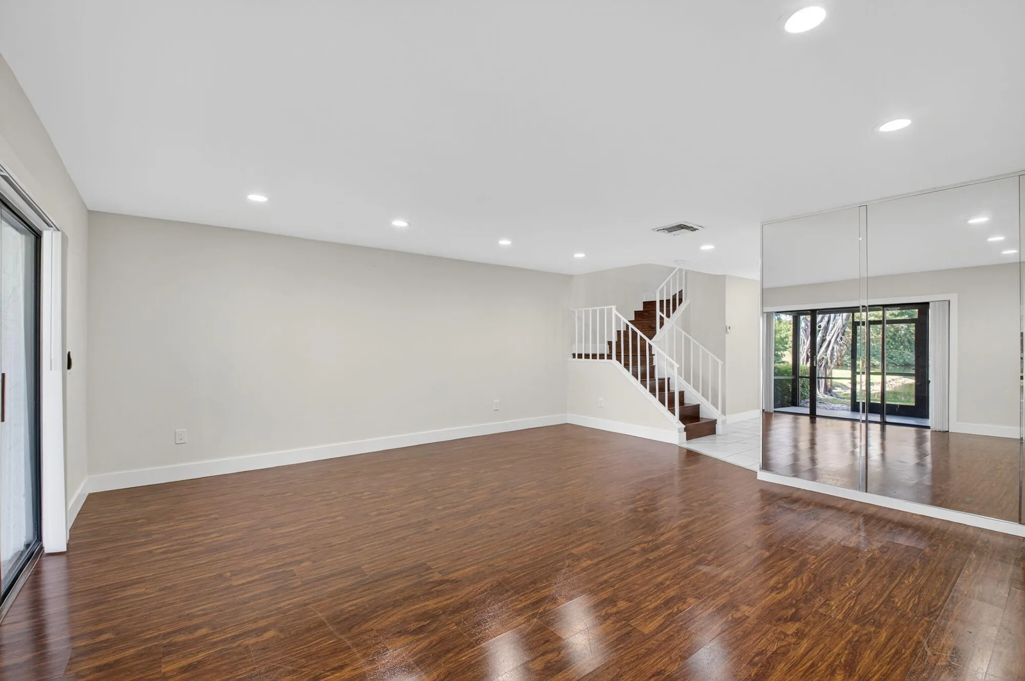 Property Slideshow image 13 of 57 | 21698 cypress rd apt 44c, Boca Raton, FL, 33433