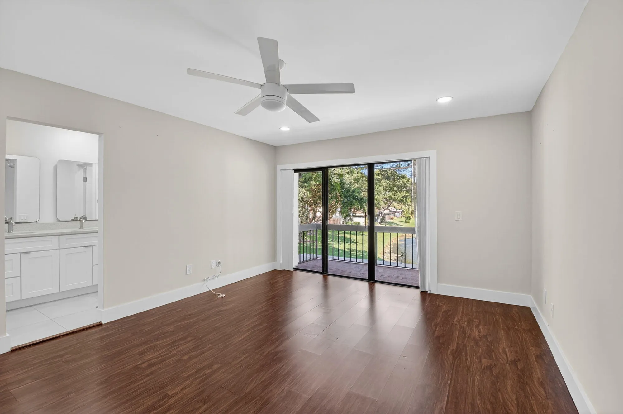 Property Slideshow image 31 of 57 | 21698 cypress rd apt 44c, Boca Raton, FL, 33433
