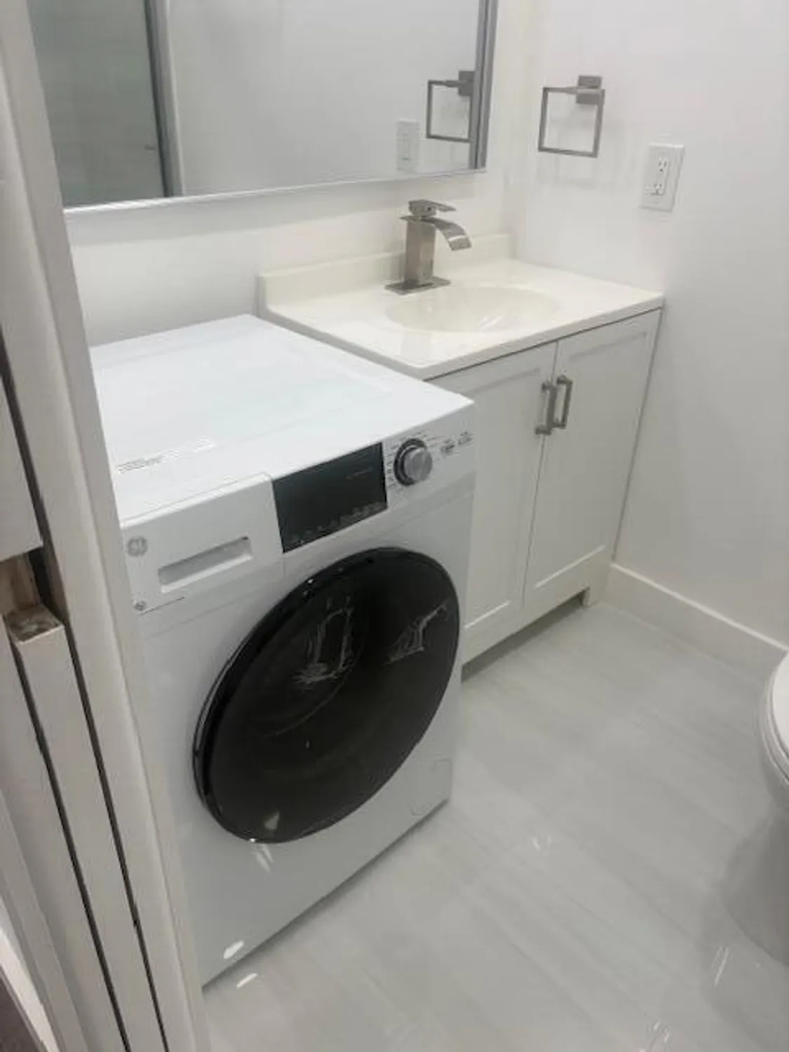 Property Slideshow image 11 of 19 | 1022 circle dr d, Delray Beach, FL, 33445