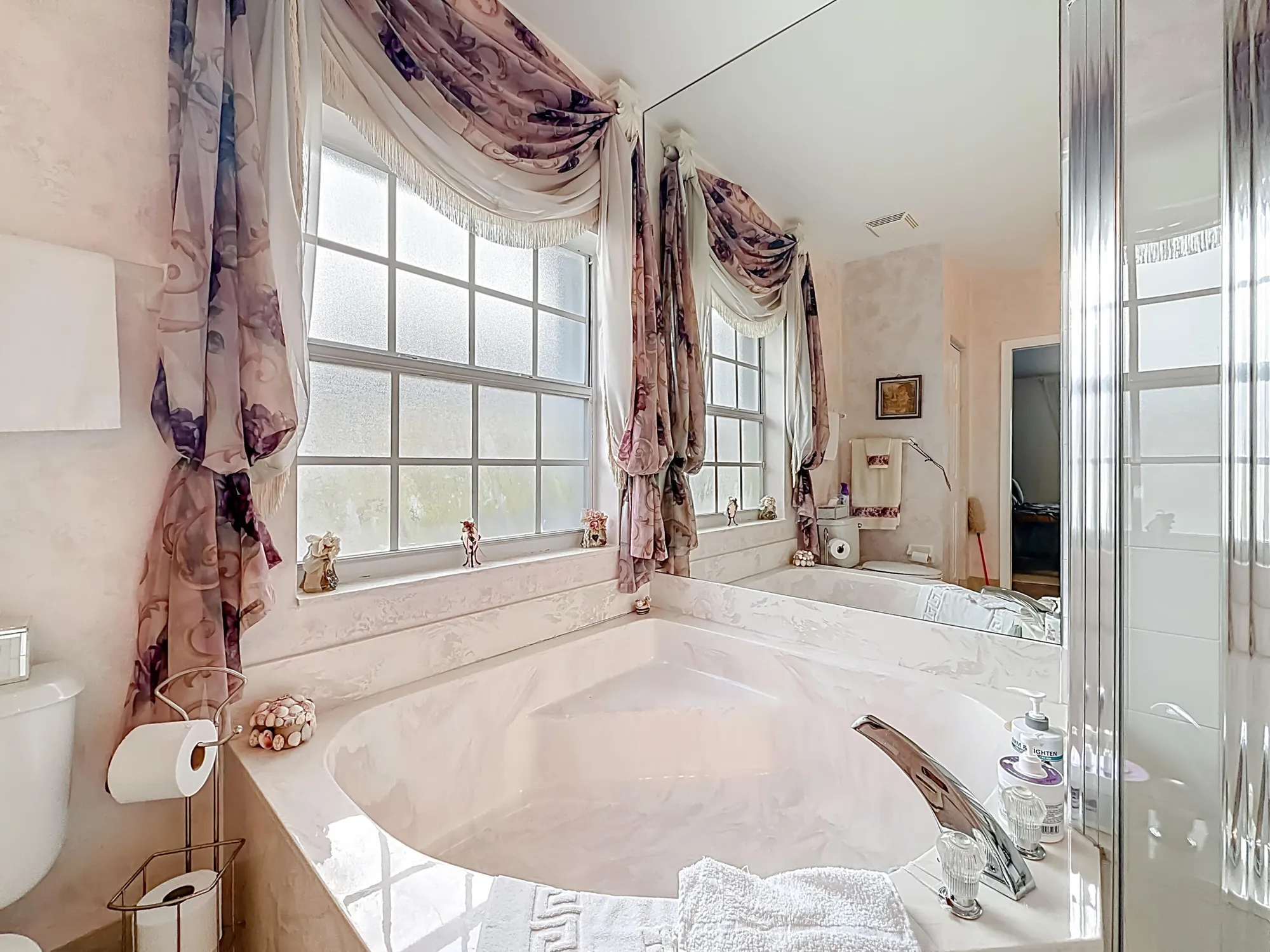 Property Slideshow image 16 of 37 | 6174 caladium rd, Delray Beach, FL, 33484