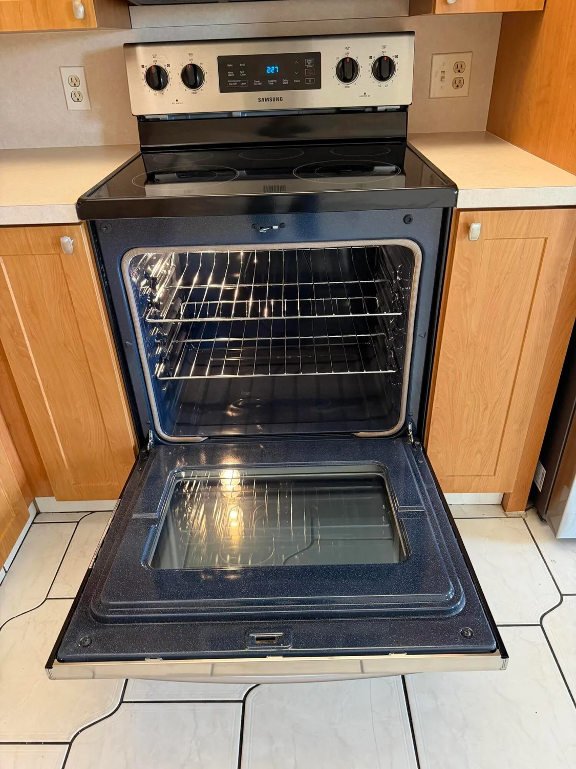 Property Slideshow image 6 of 24 | 2017 newcastle a, Boca Raton, FL, 33434