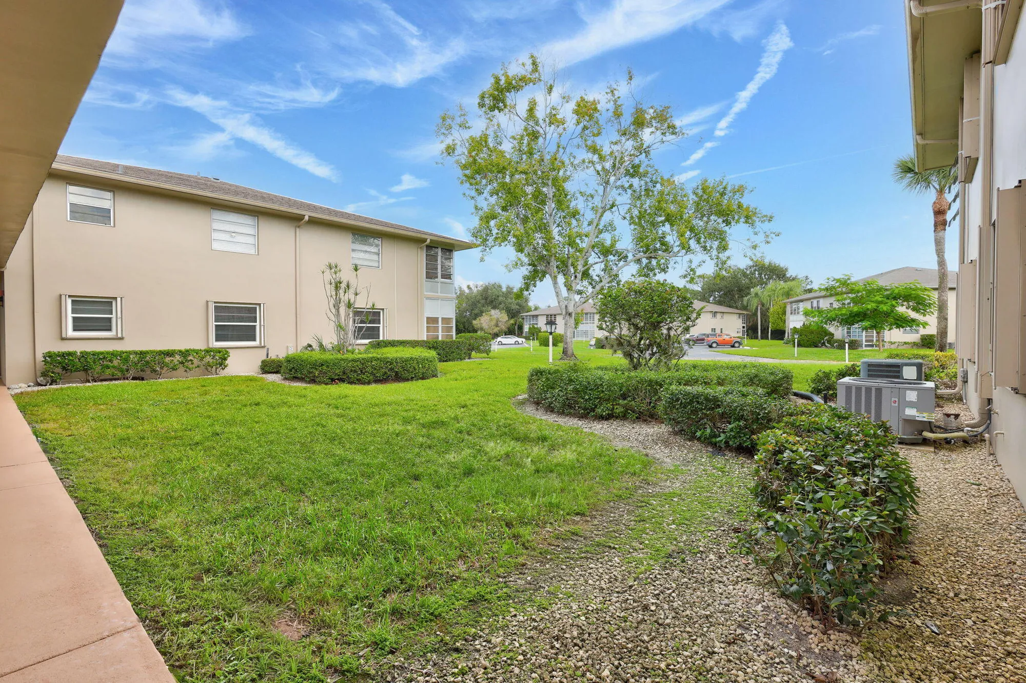 Property Slideshow image 4 of 34 | 21 lake vista trl apt 101, Port Saint Lucie, FL, 34952