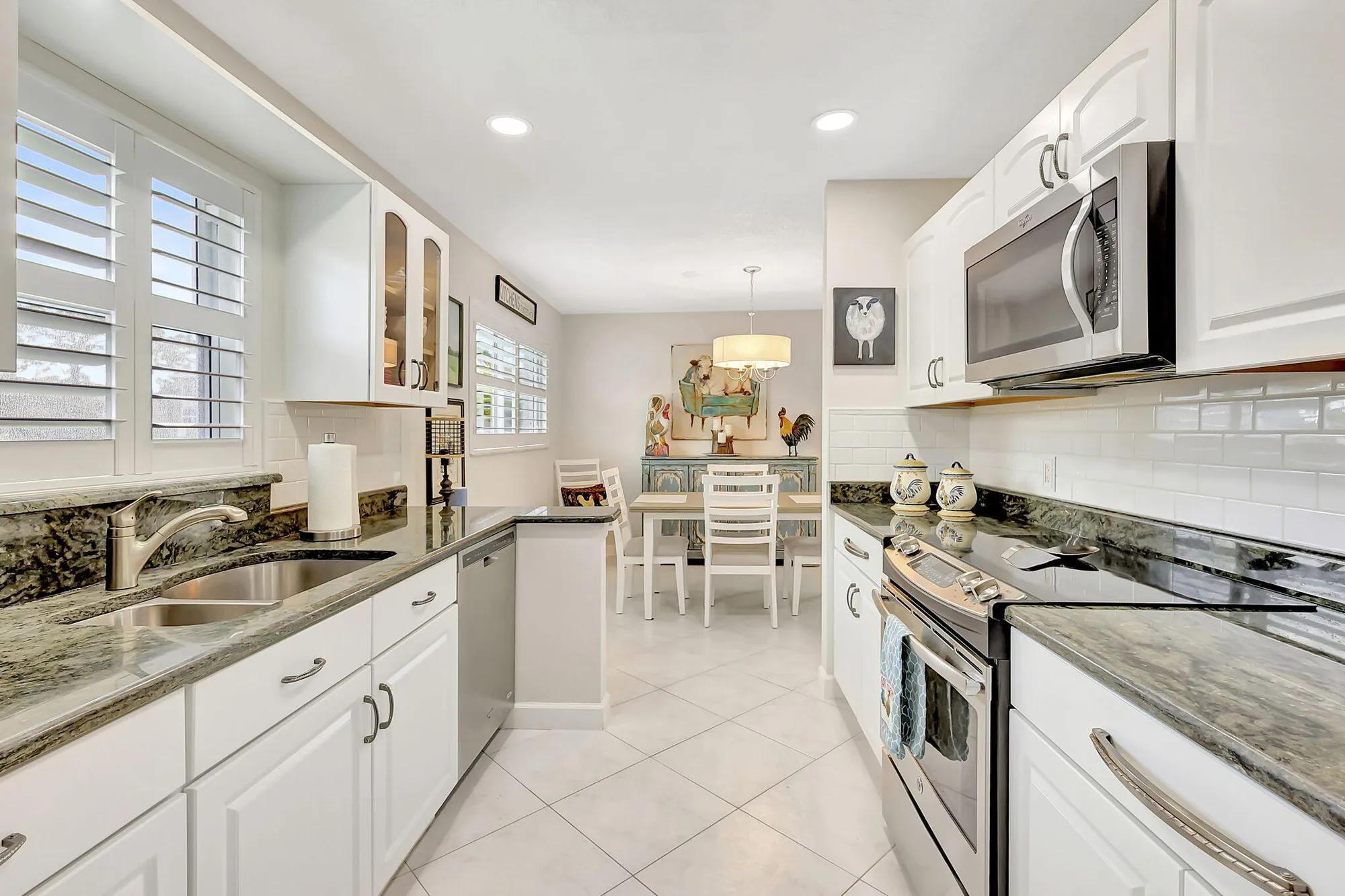 Property Slideshow image 16 of 34 | 21 lake vista trl apt 101, Port Saint Lucie, FL, 34952