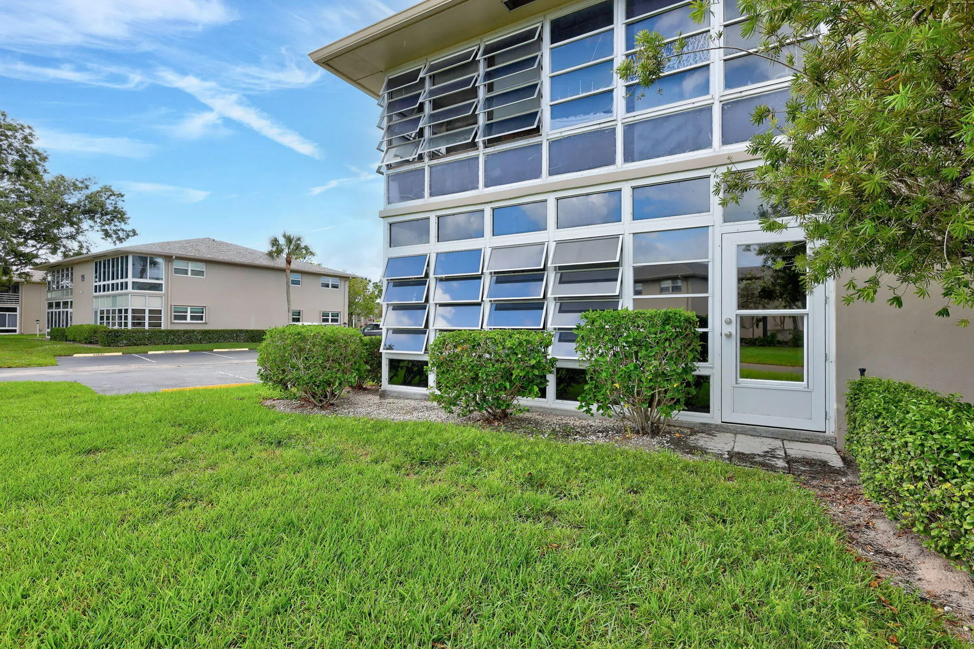 Property Slideshow image 28 of 34 | 21 lake vista trl apt 101, Port Saint Lucie, FL, 34952