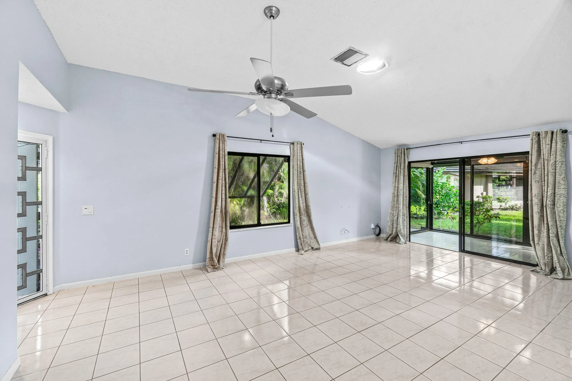 Property Slideshow image 6 of 35 | 10173 chestwood rd, Boynton Beach, FL, 33437