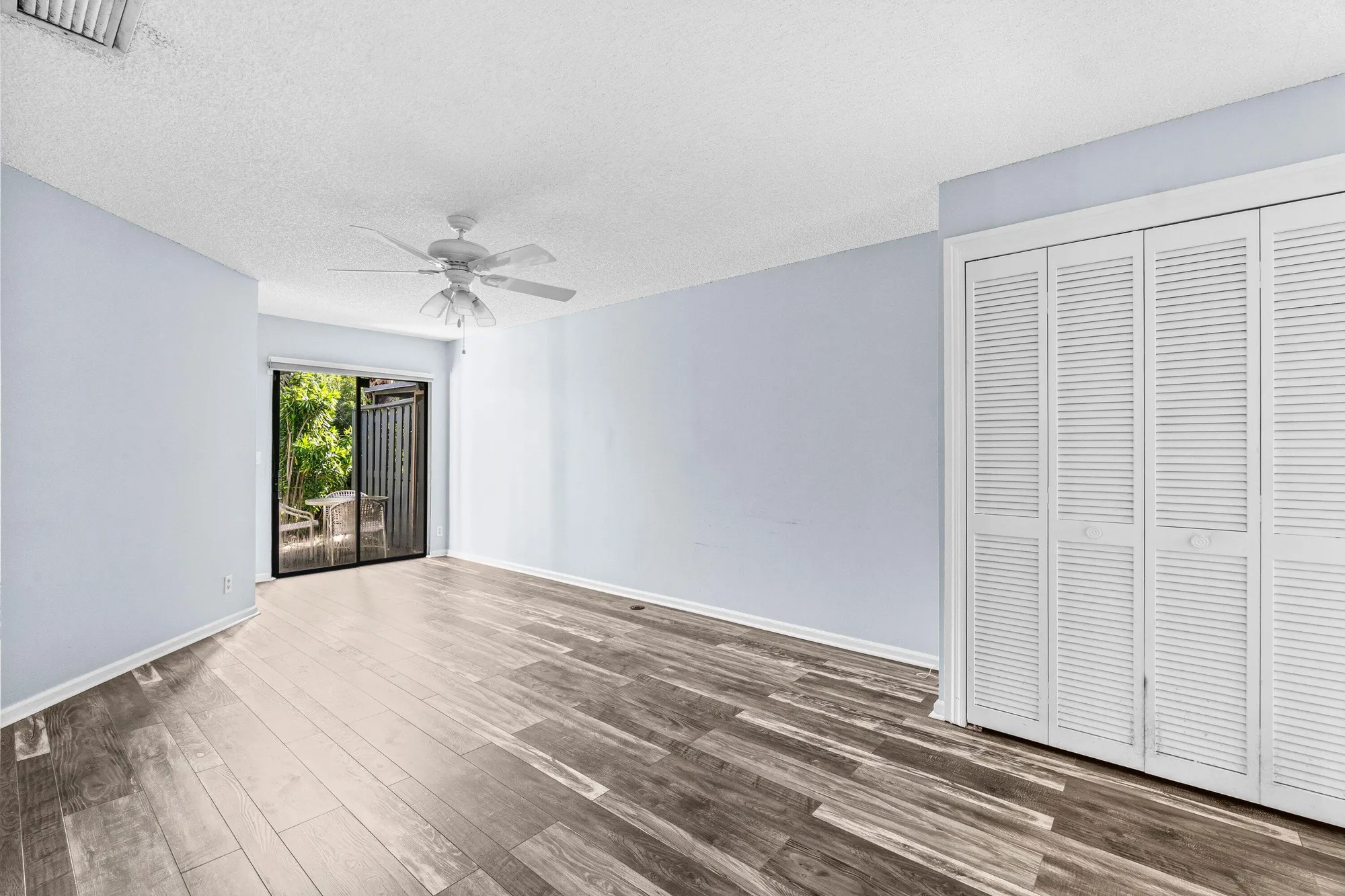Property Slideshow image 14 of 35 | 10173 chestwood rd, Boynton Beach, FL, 33437