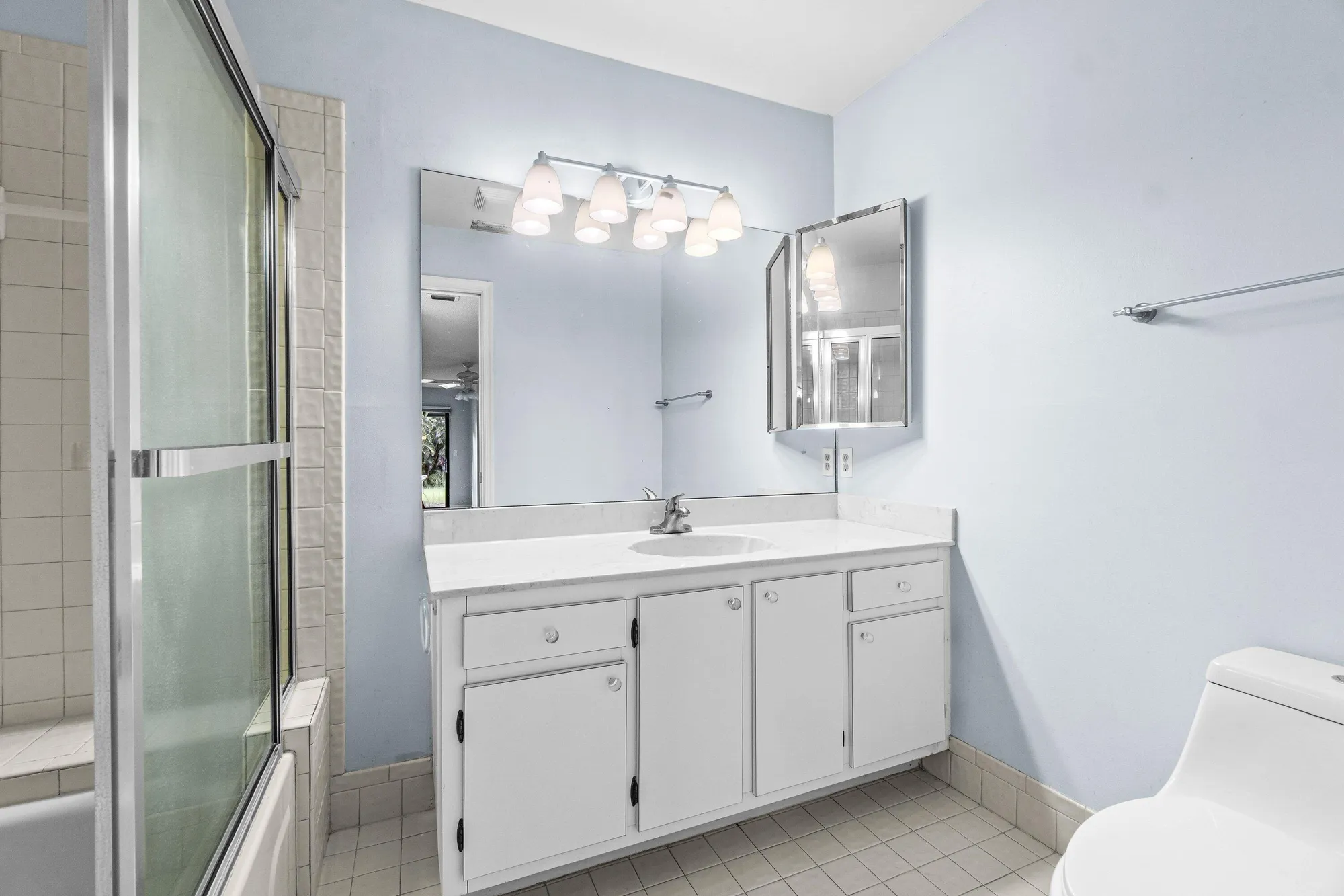 Property Slideshow image 18 of 35 | 10173 chestwood rd, Boynton Beach, FL, 33437