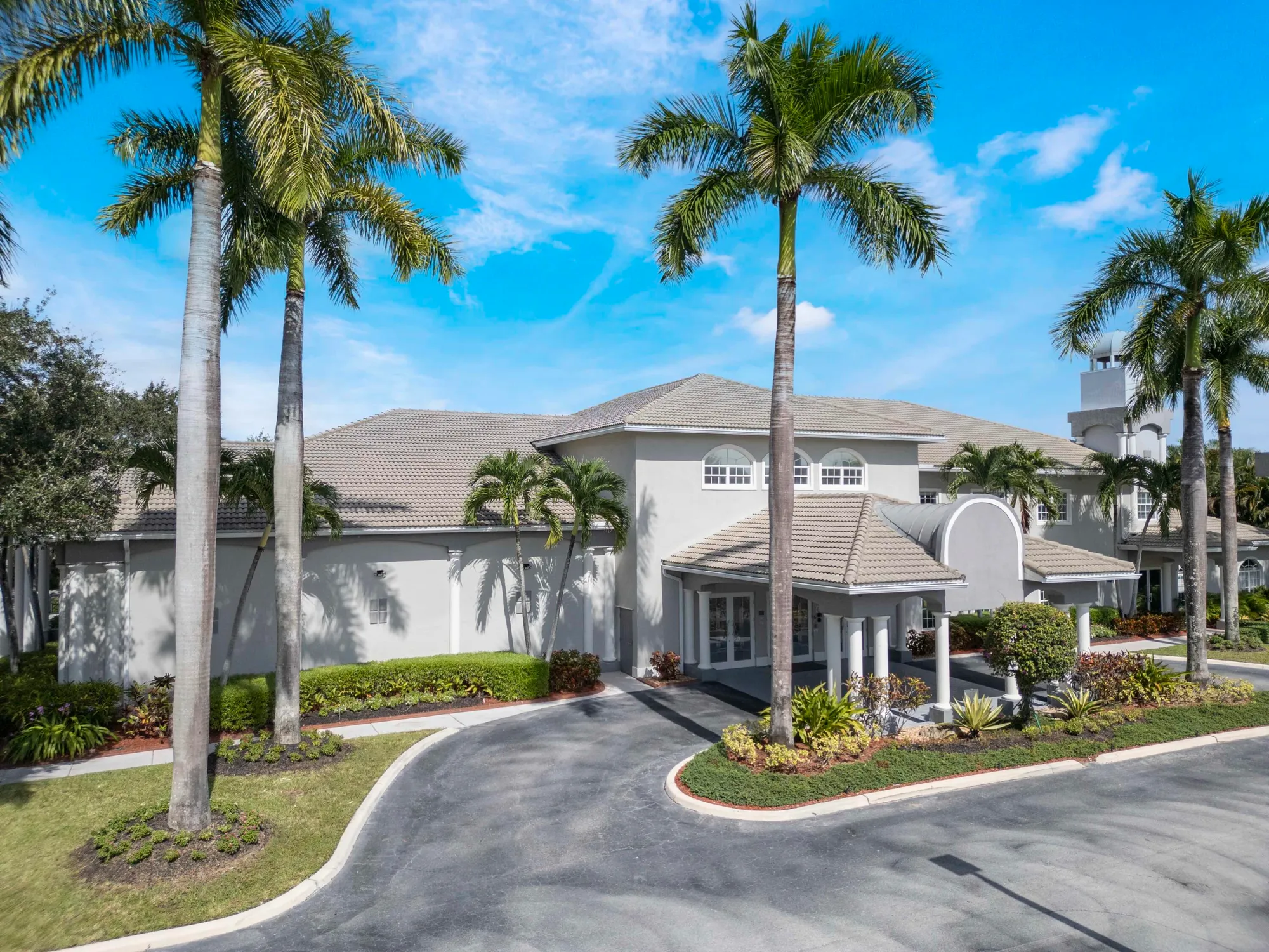 Property Slideshow image 33 of 52 | 10788 royal caribbean cir, Boynton Beach, FL, 33437