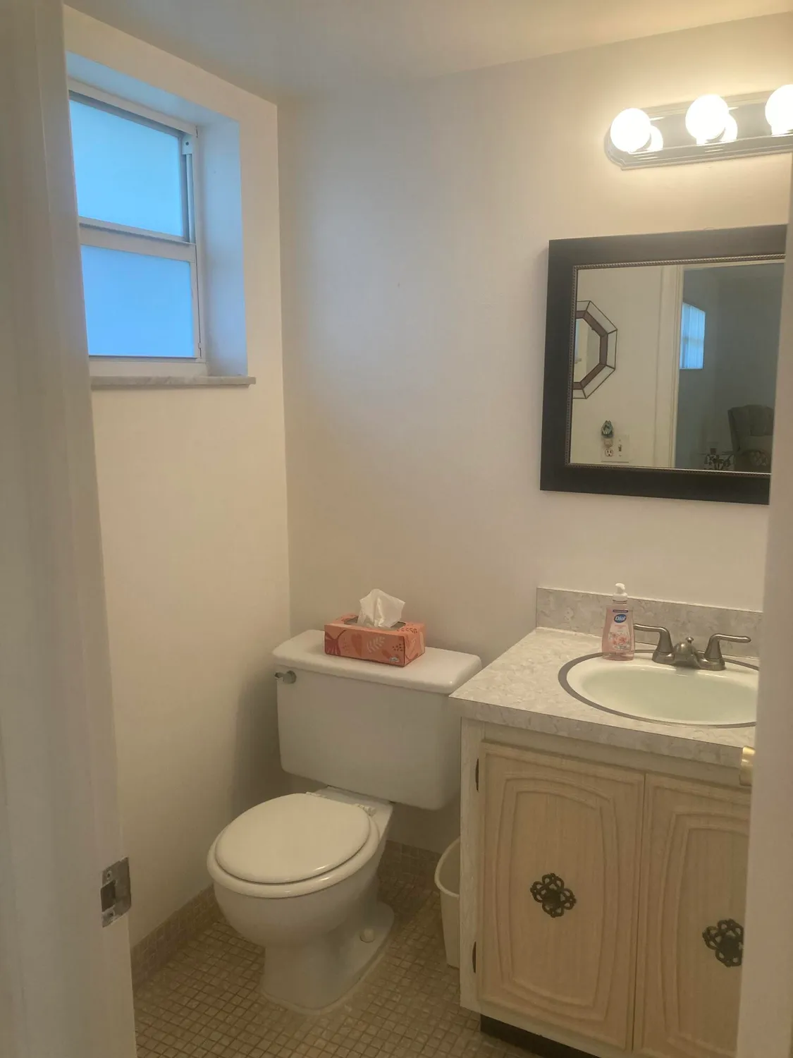 Property Slideshow image 10 of 24 | 24 colonial club dr 102, Boynton Beach, FL, 33435