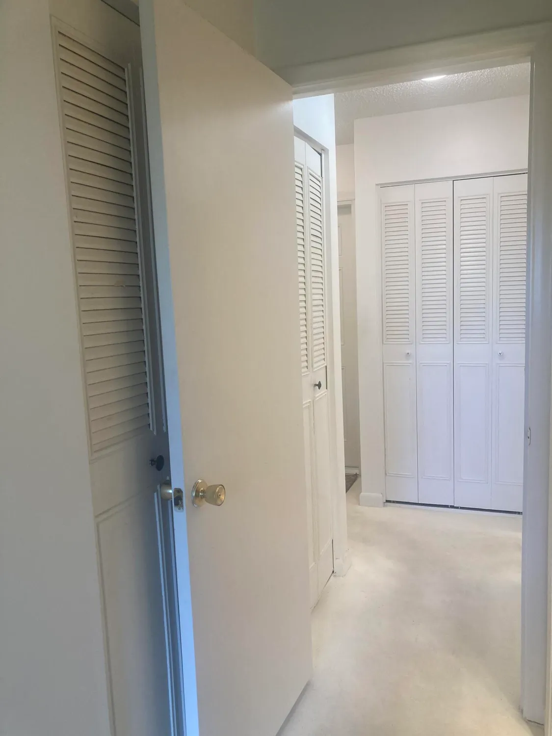 Property Slideshow image 11 of 24 | 24 colonial club dr 102, Boynton Beach, FL, 33435