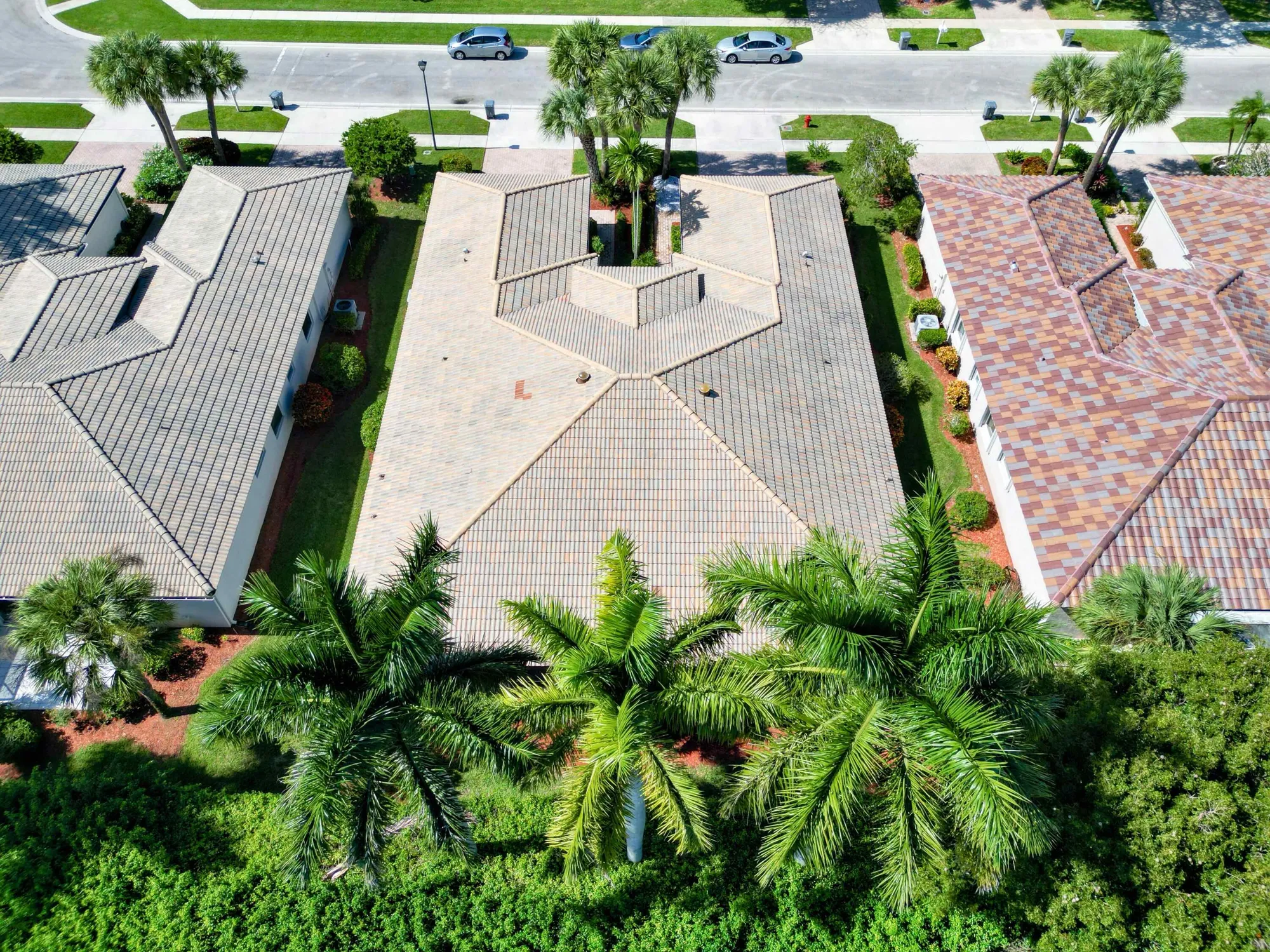 Property Slideshow image 31 of 52 | 10788 royal caribbean cir, Boynton Beach, FL, 33437